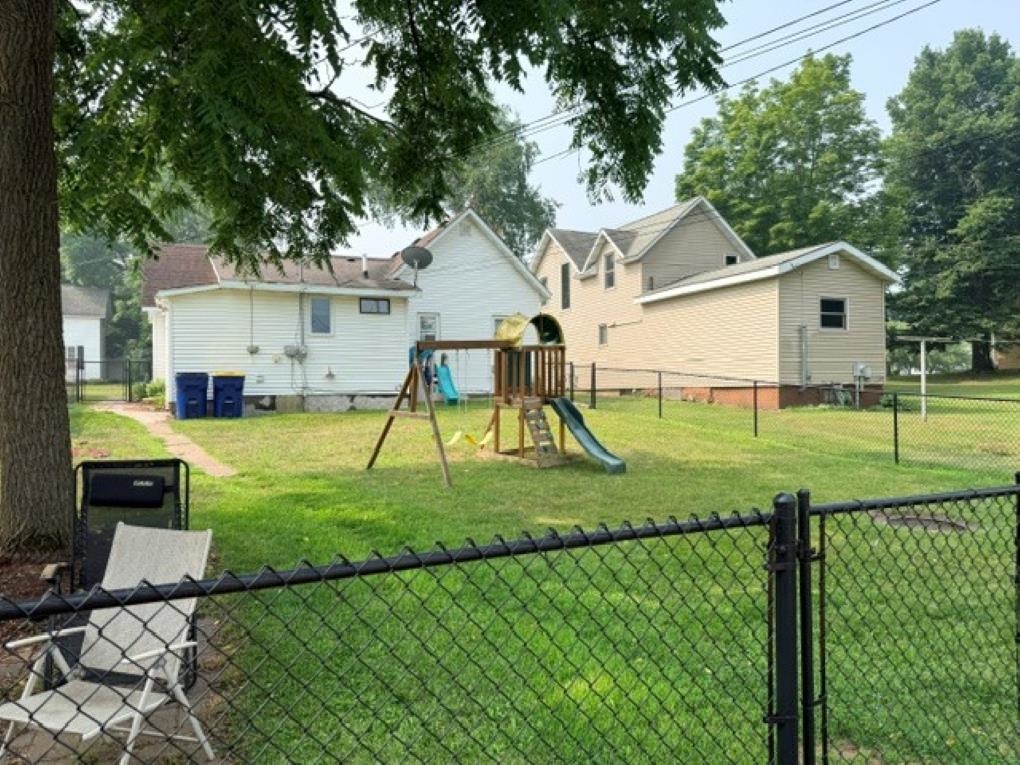 1802 W 1st Street Property Photo 18
