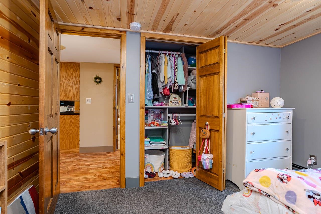 221800 Wintergreen Road Property Photo 10