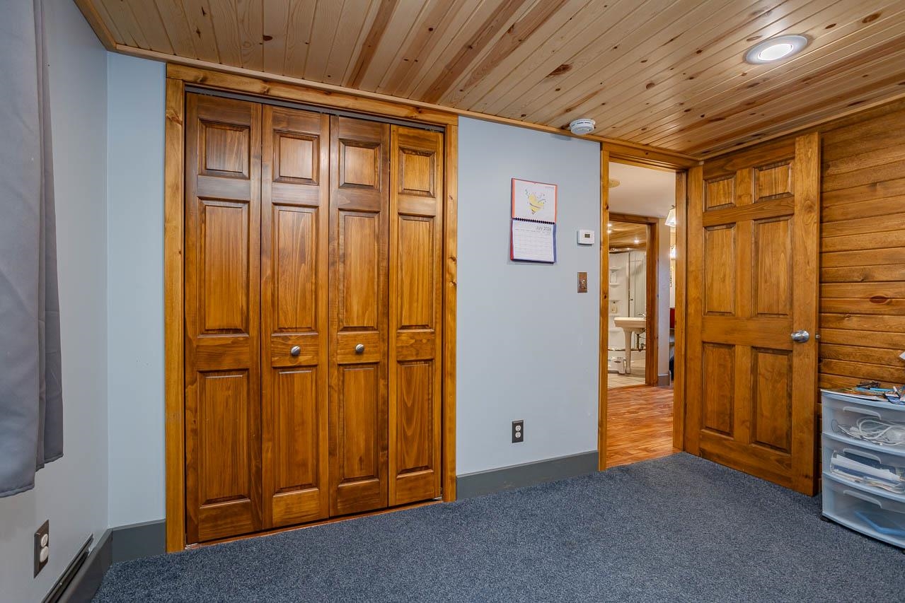 221800 Wintergreen Road Property Photo 13