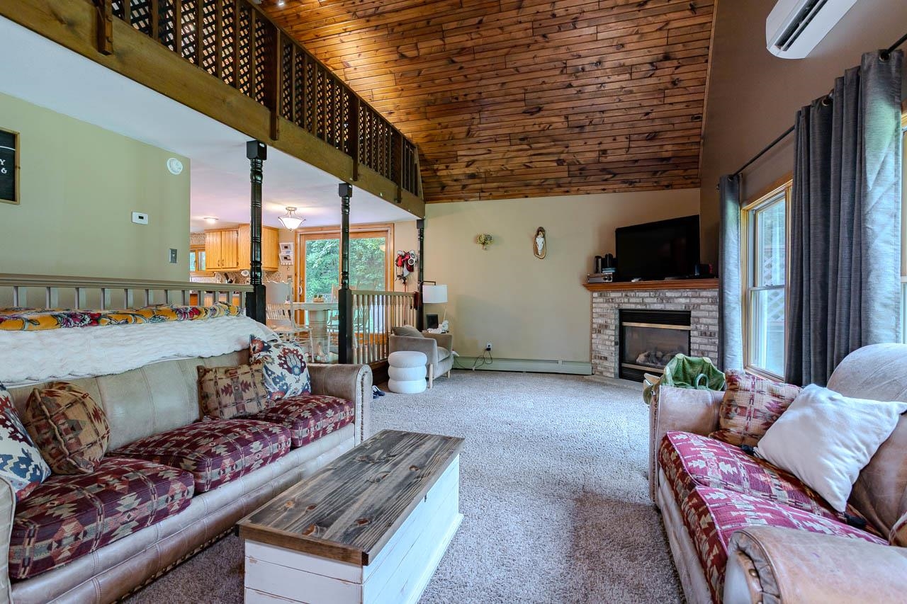221800 Wintergreen Road Property Photo 18