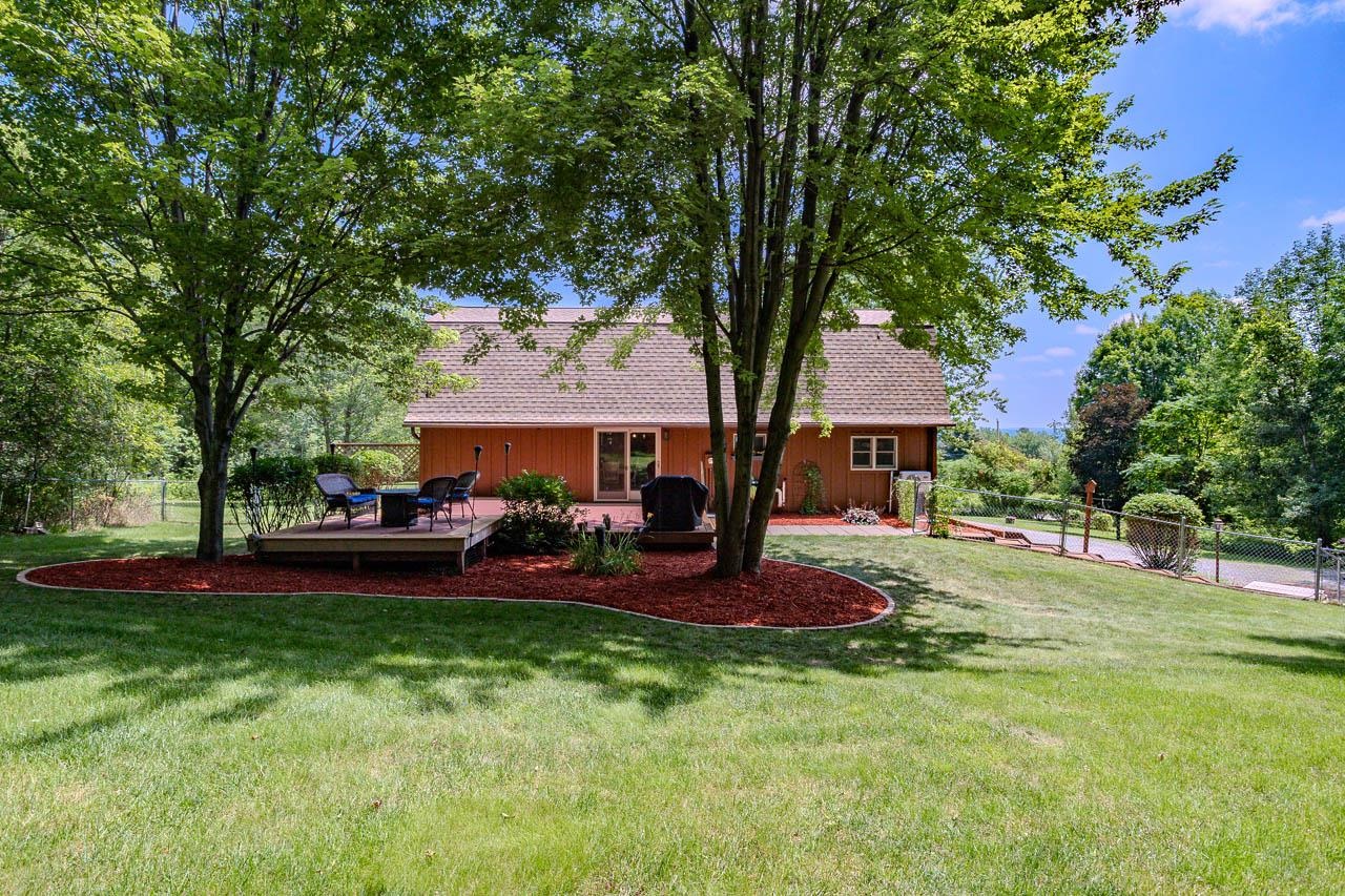 221800 Wintergreen Road Property Photo 43
