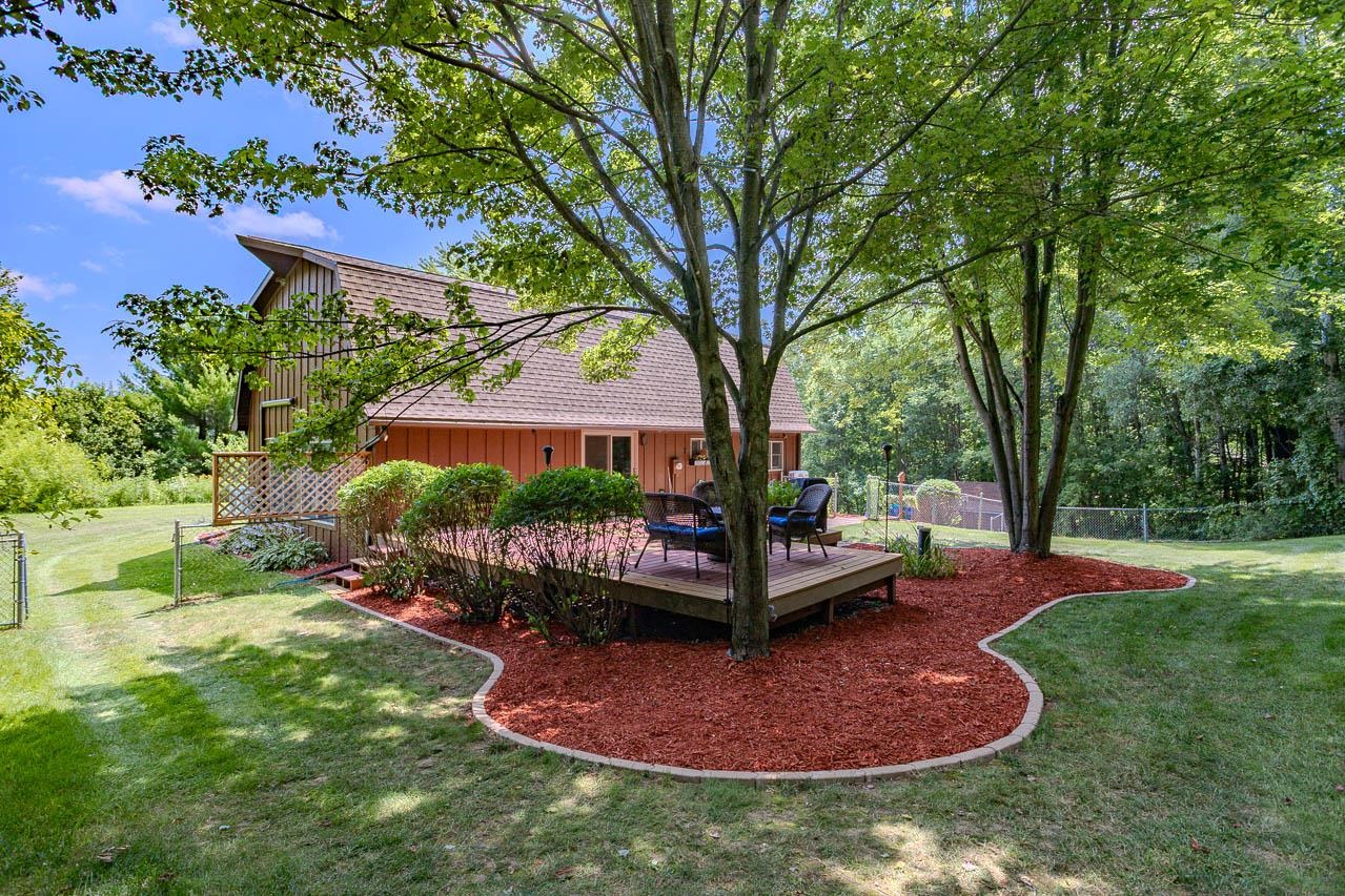 221800 Wintergreen Road Property Photo 44
