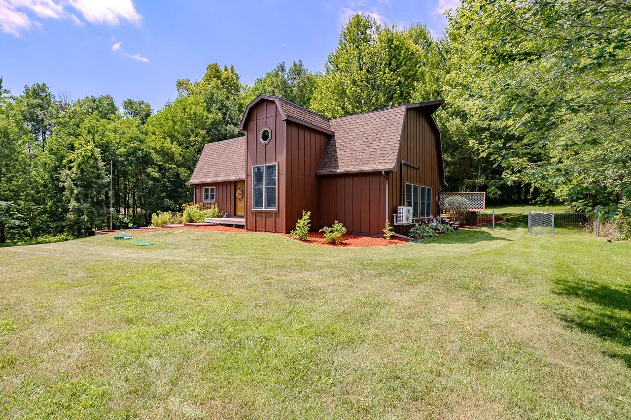 221800 Wintergreen Road Property Photo 45