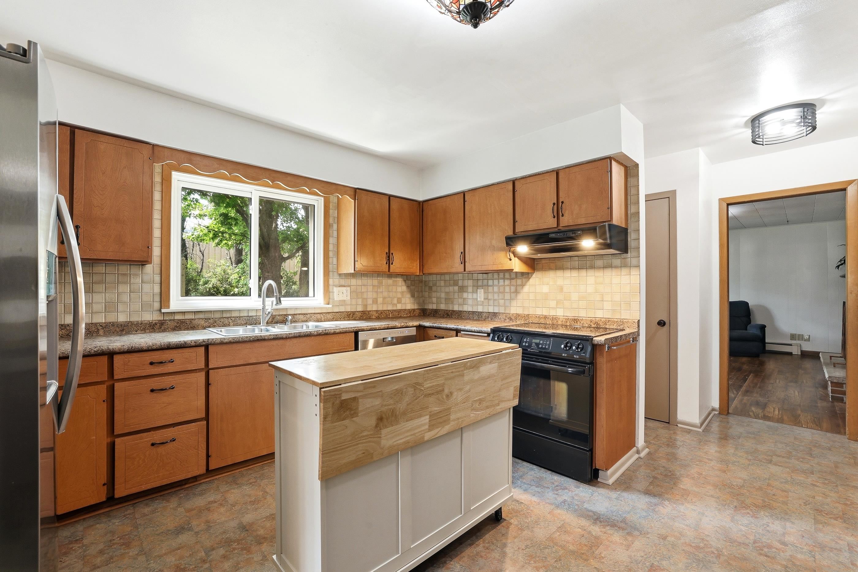 703 Sunset Avenue Property Photo 18