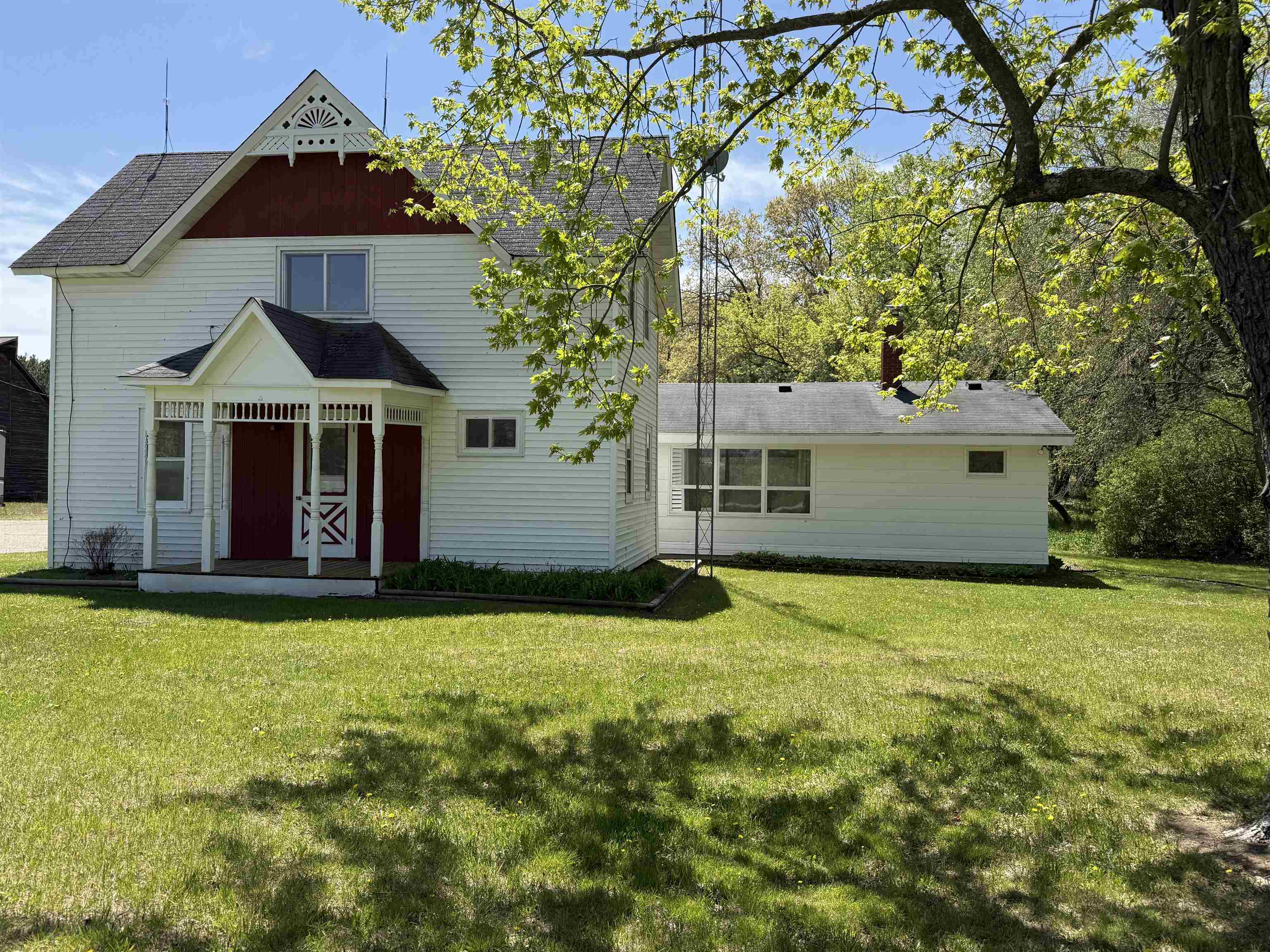 1751 Buttercup Avenue Property Photo 3
