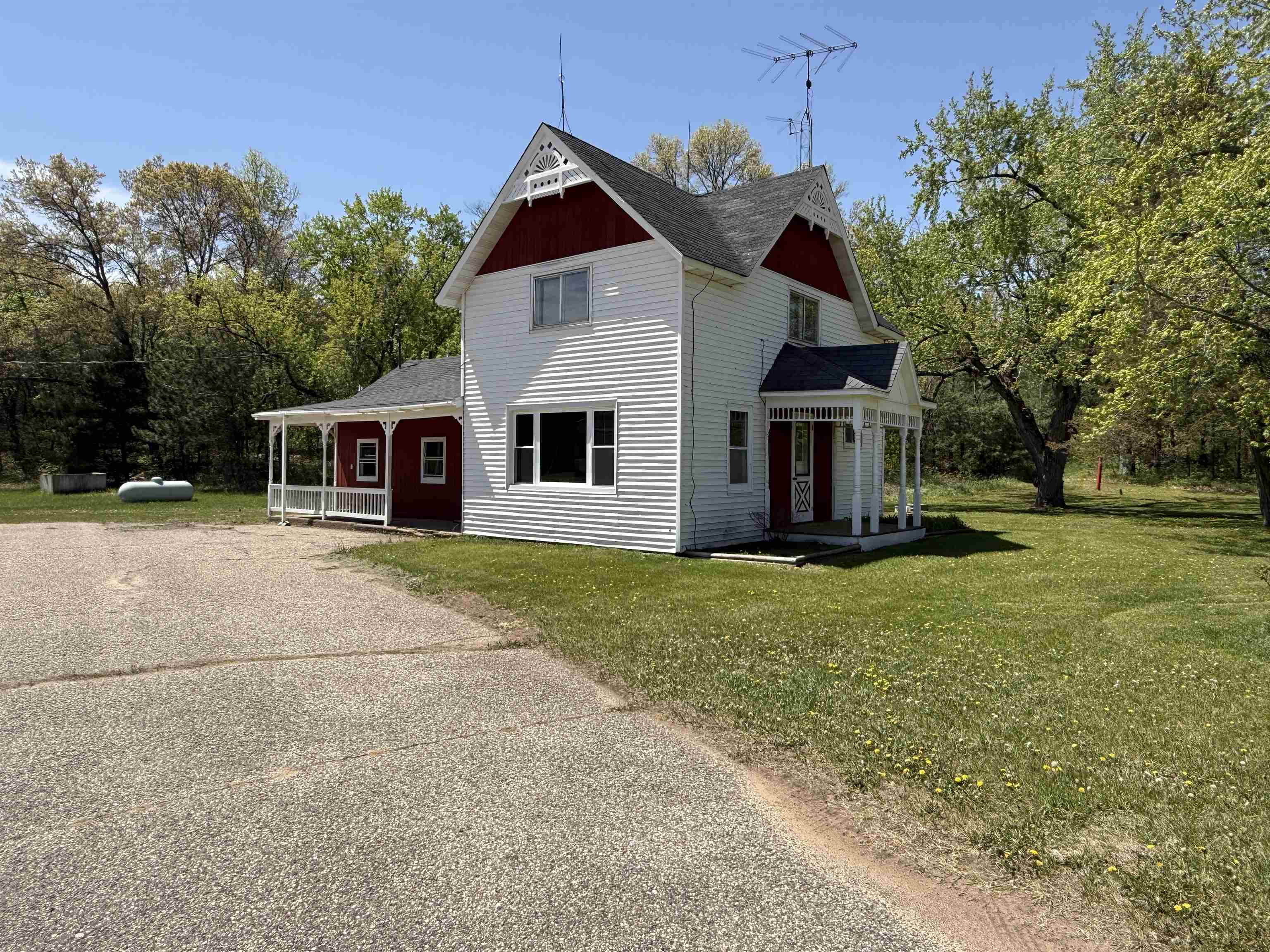 1751 Buttercup Avenue Property Photo 4