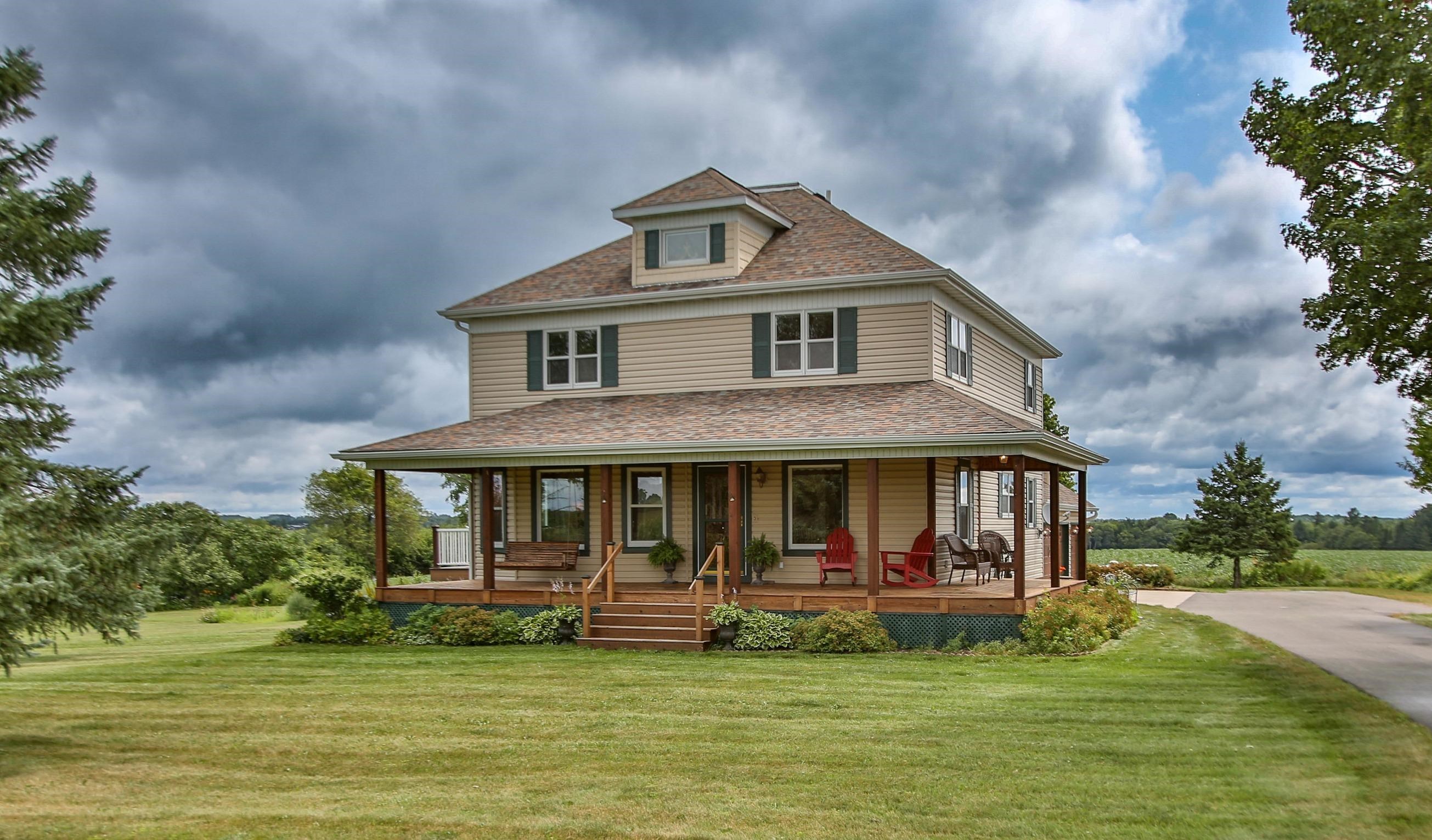 233765 Fire Station Road Property Photo 1