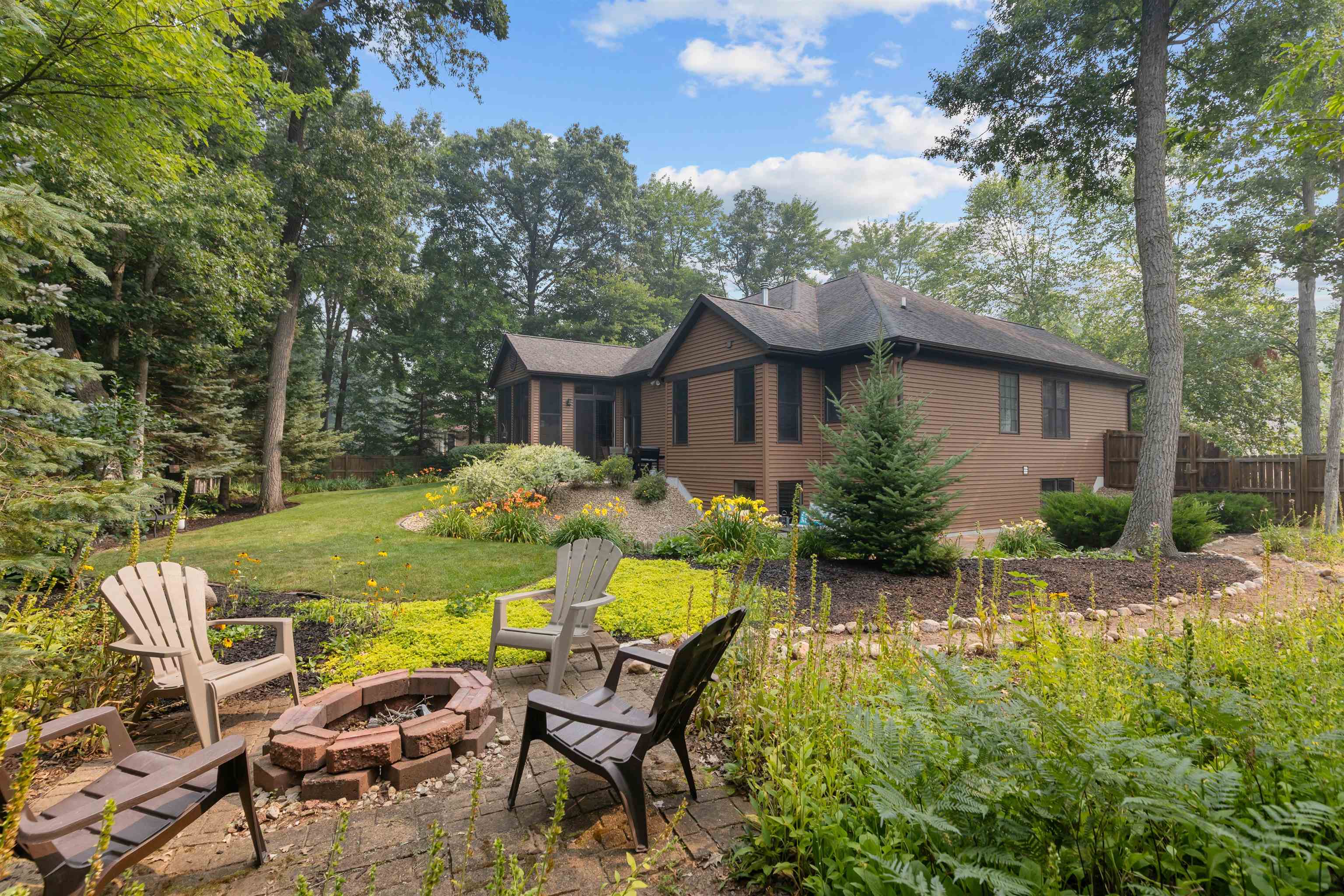 1945 Sunny Brook Court Property Photo 59