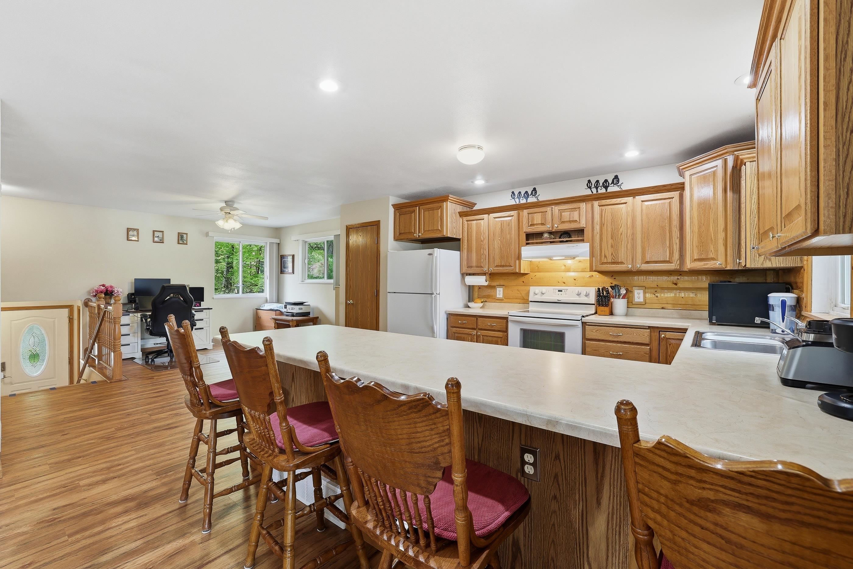 3317 Della Street Property Photo 16