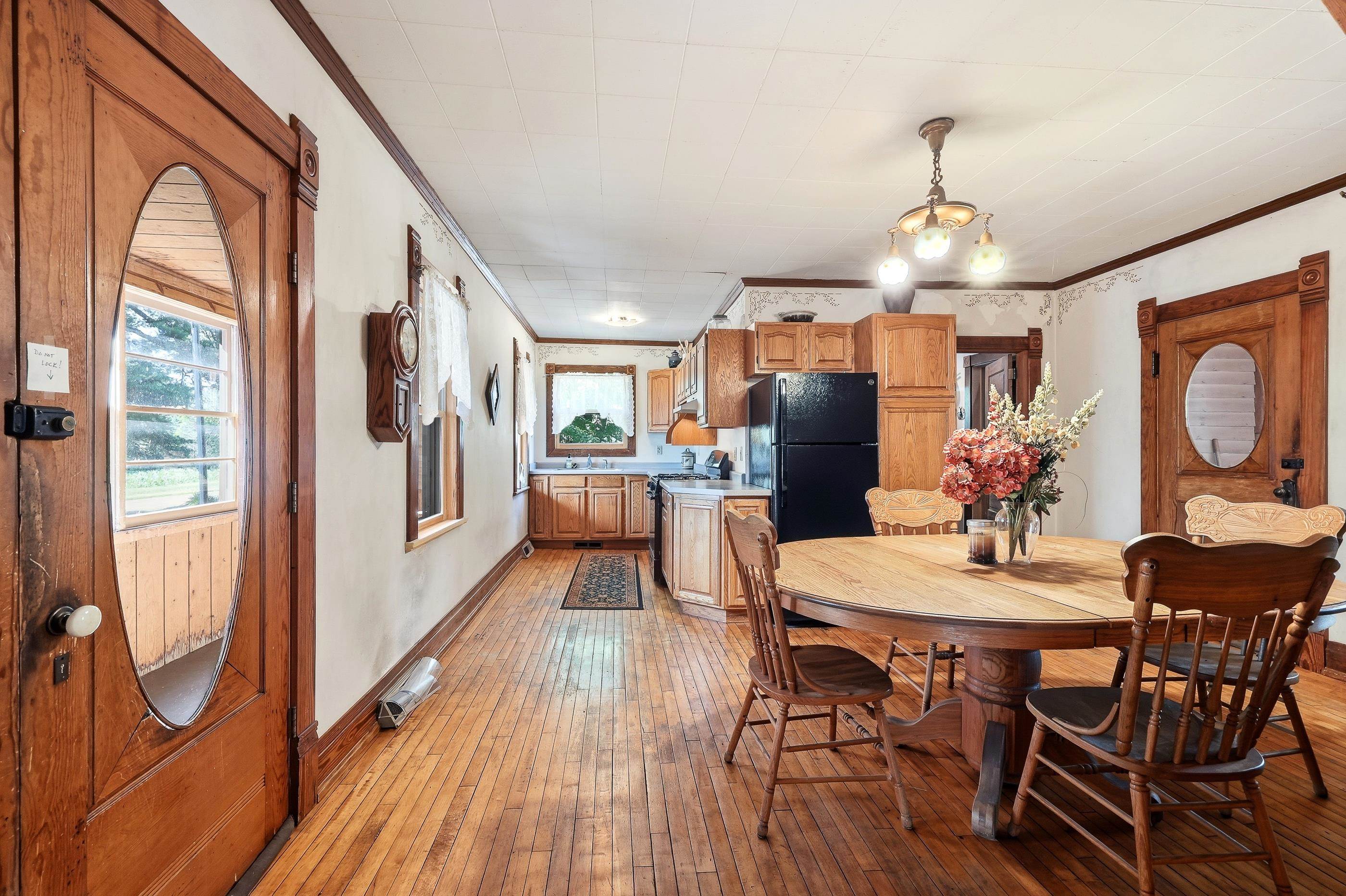 2496 Ellis Road Property Photo 9