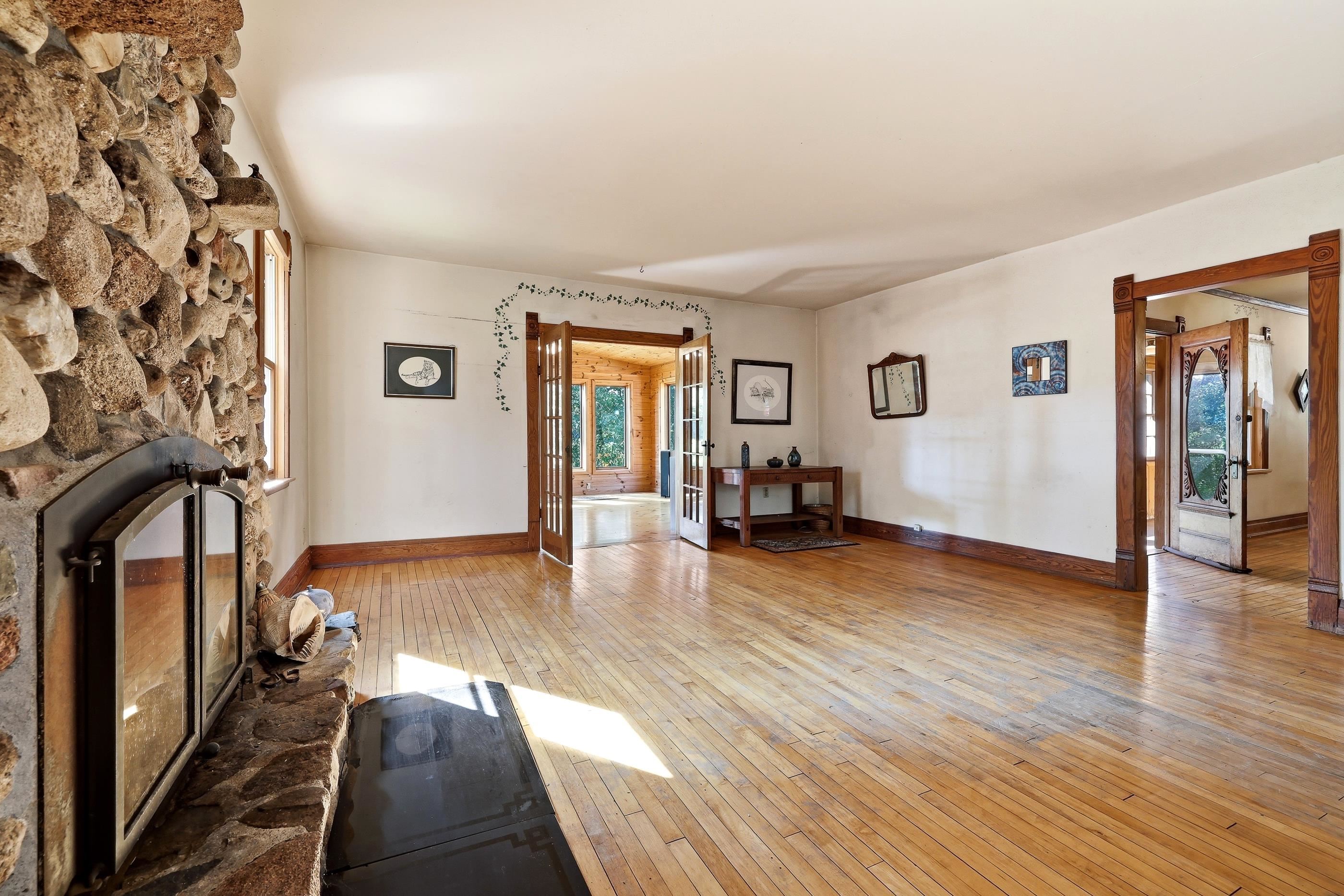 2496 Ellis Road Property Photo 25