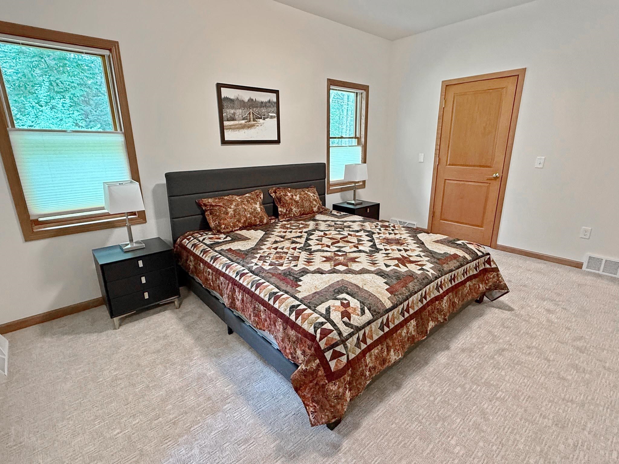 406 W Sherburn Street Property Photo 12