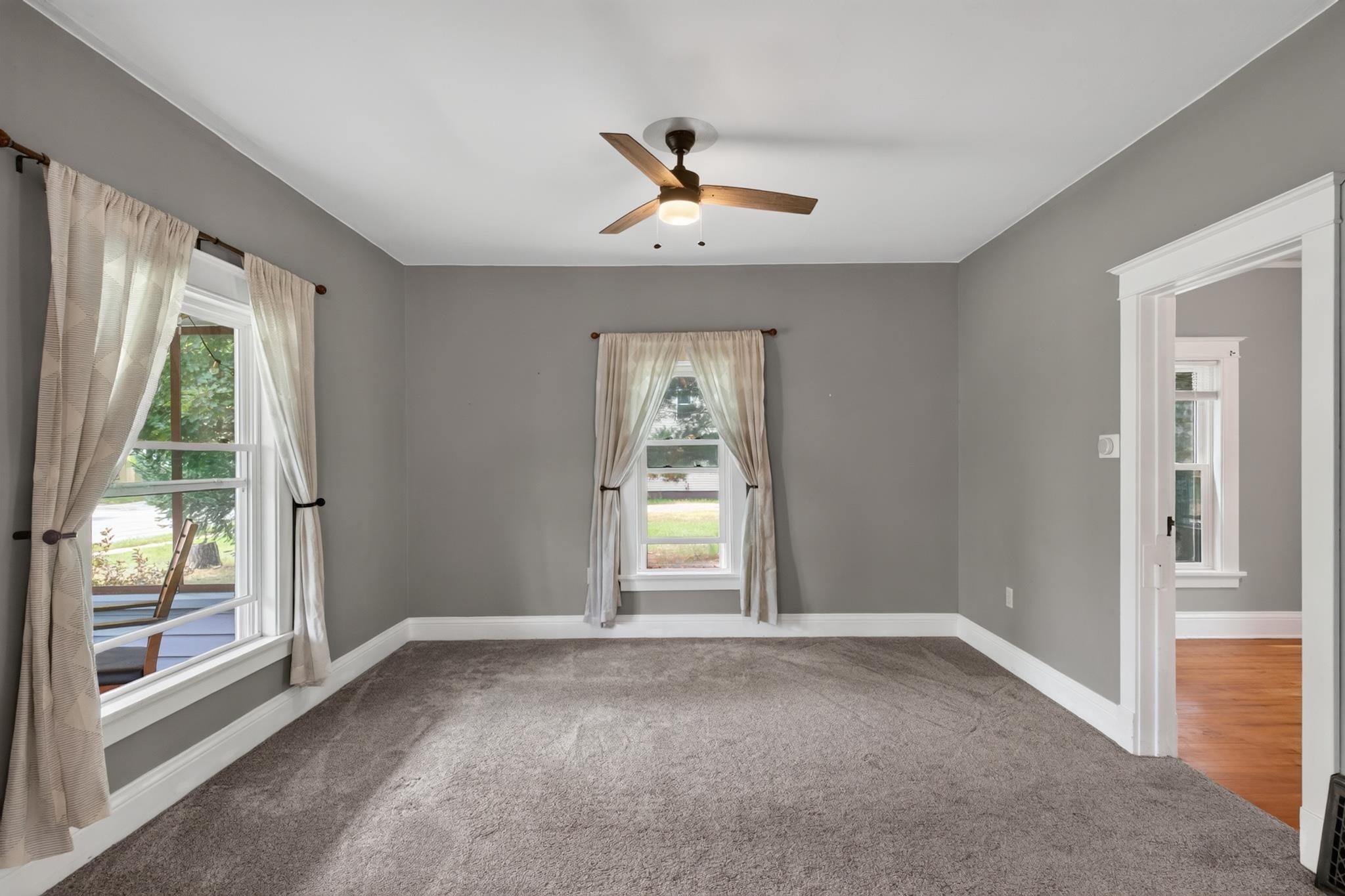 917 Western Avenue Property Photo 15