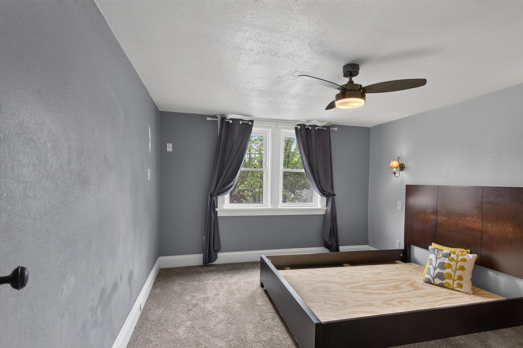 917 Western Avenue Property Photo 21