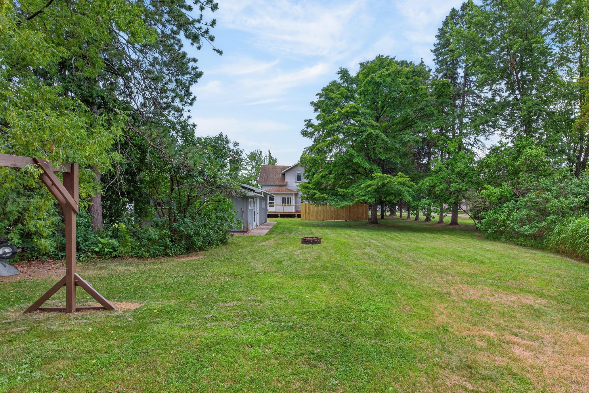 917 Western Avenue Property Photo 43