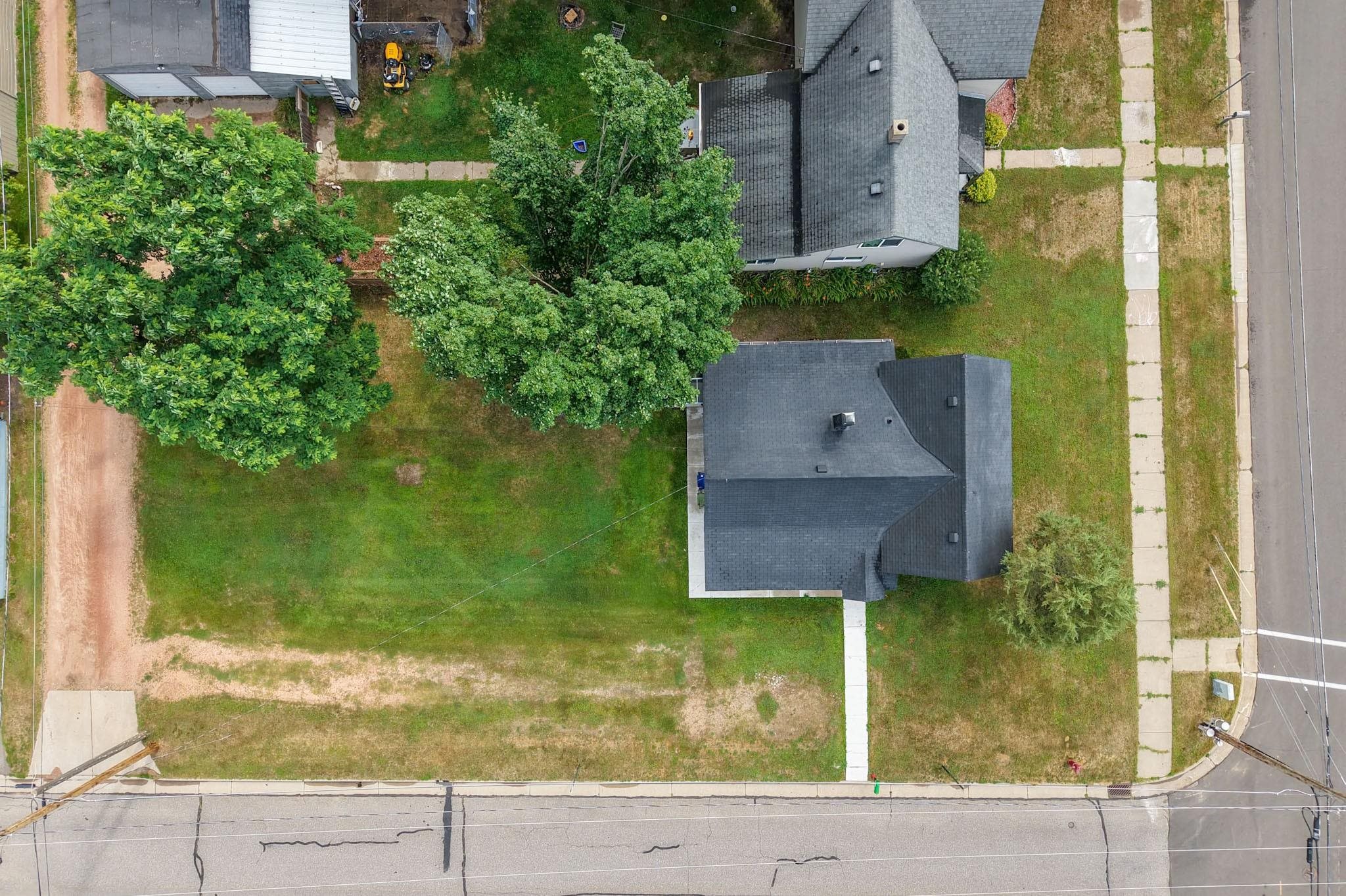 111 S Oregon Street Property Photo 35