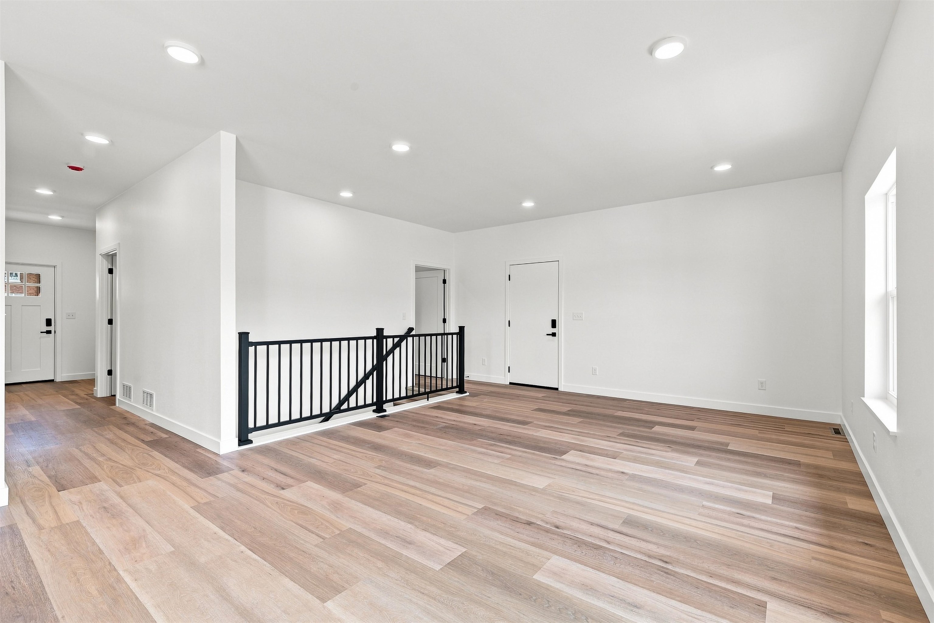 3040 Oak Street Property Photo 21