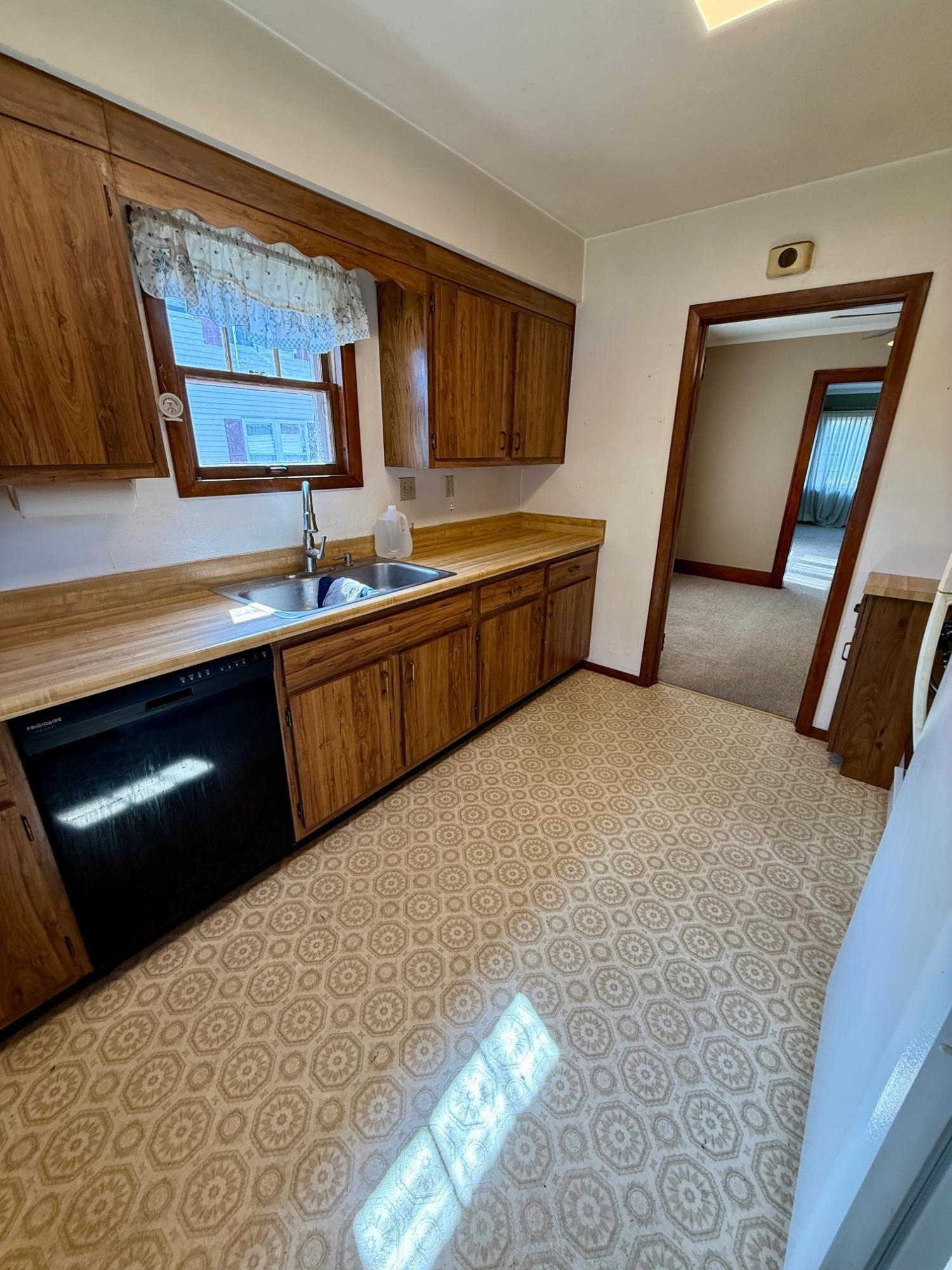 804 Stark Street Property Photo 12