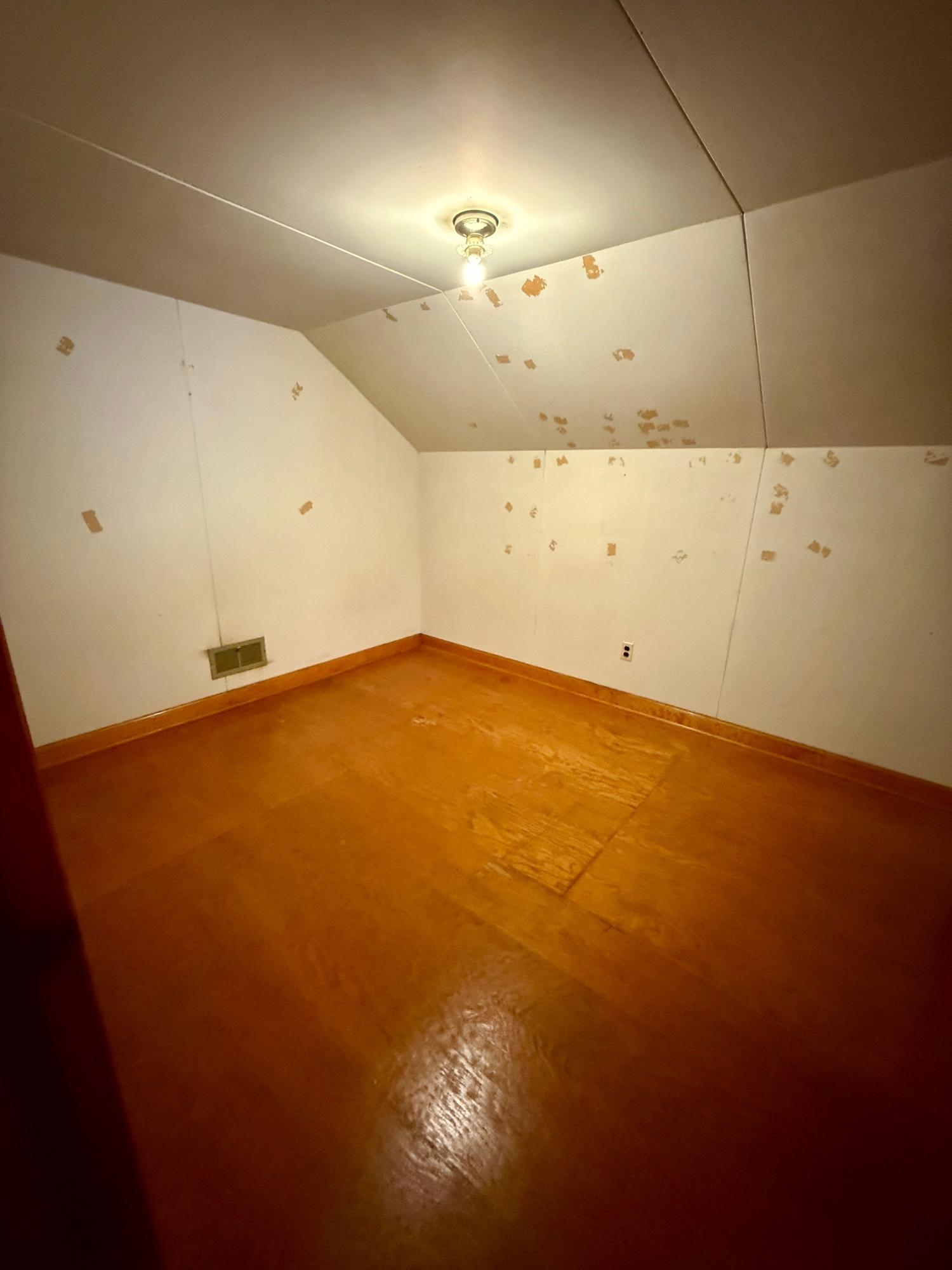 804 Stark Street Property Photo 22