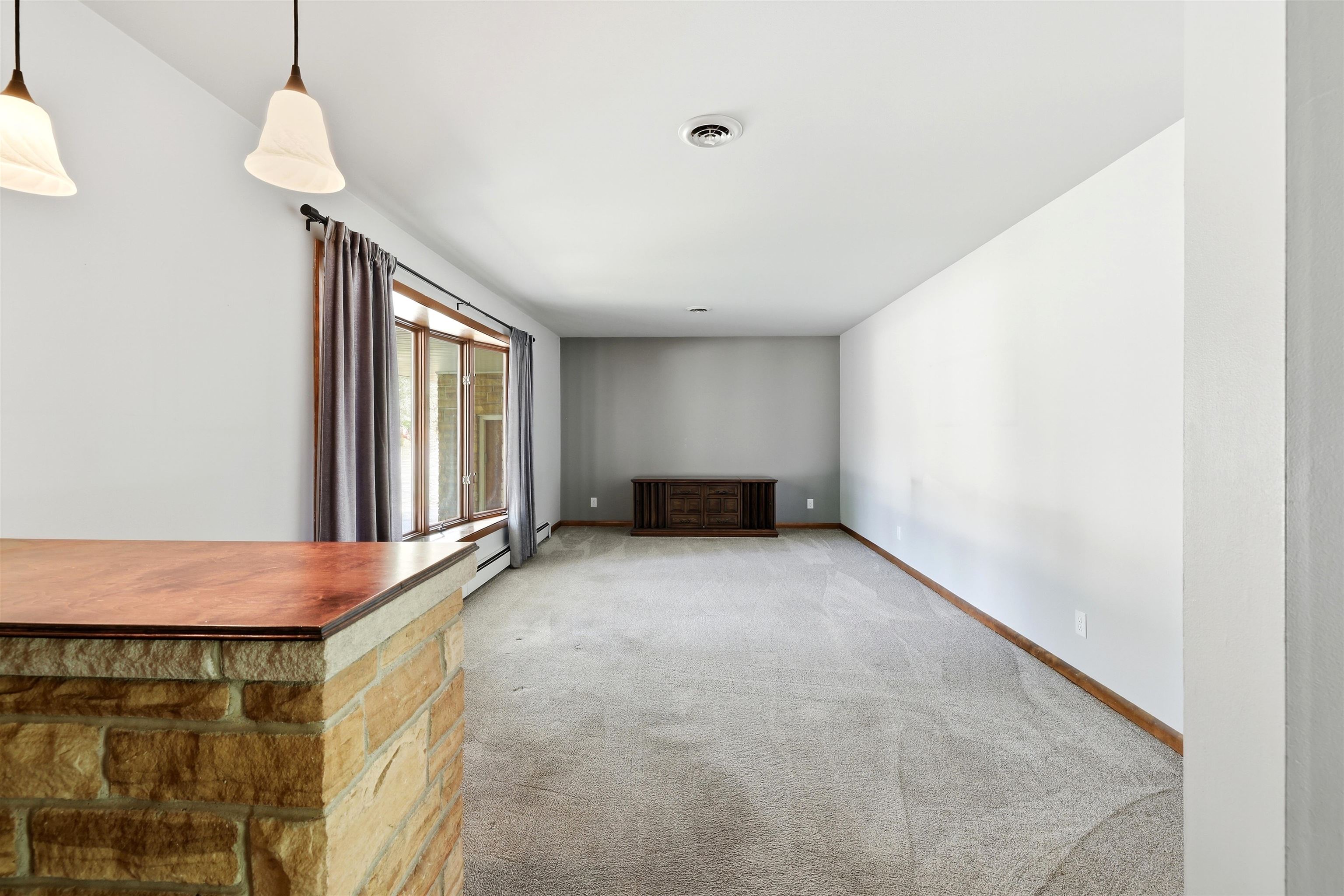 211 Meadow Street Property Photo 9