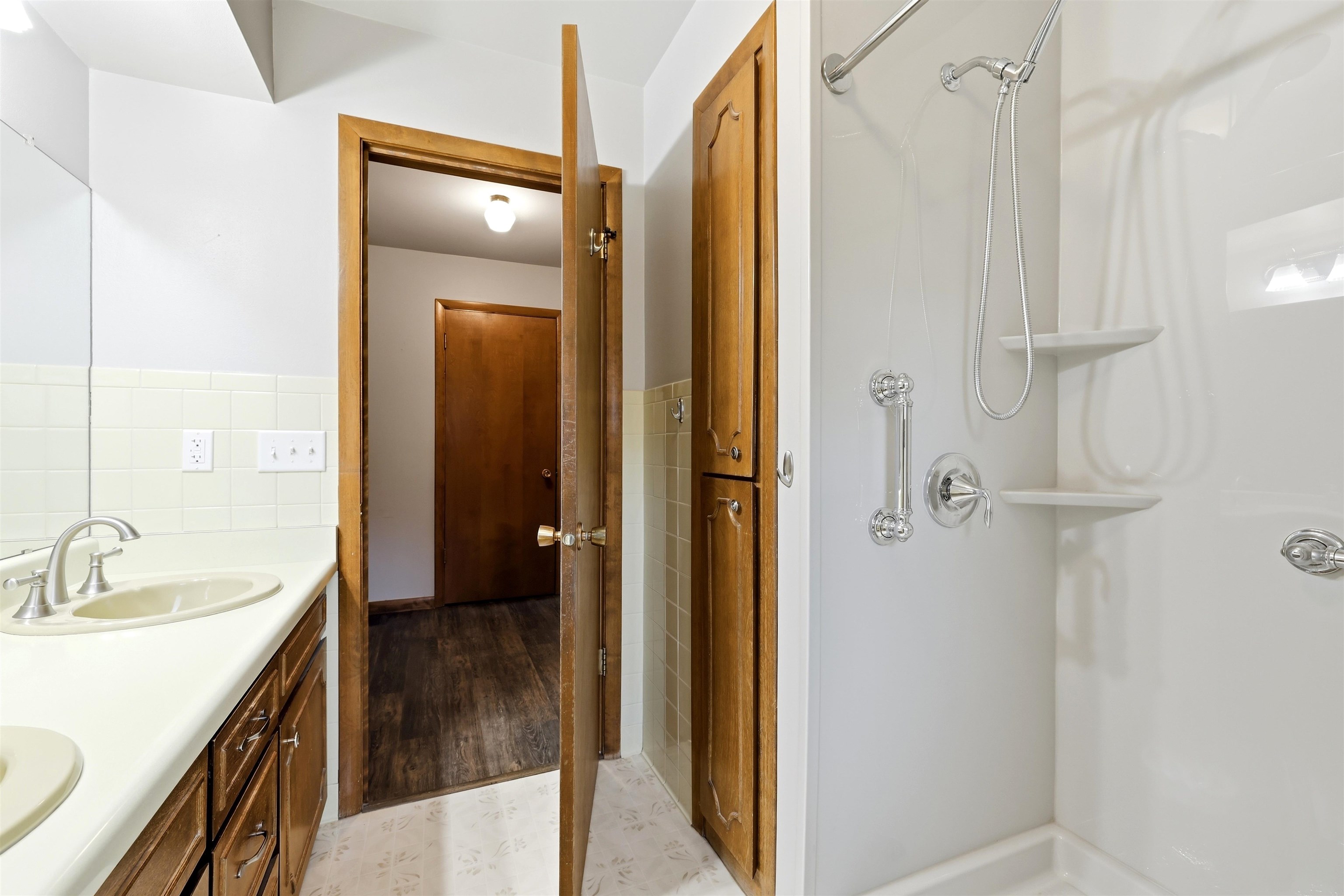 211 Meadow Street Property Photo 42