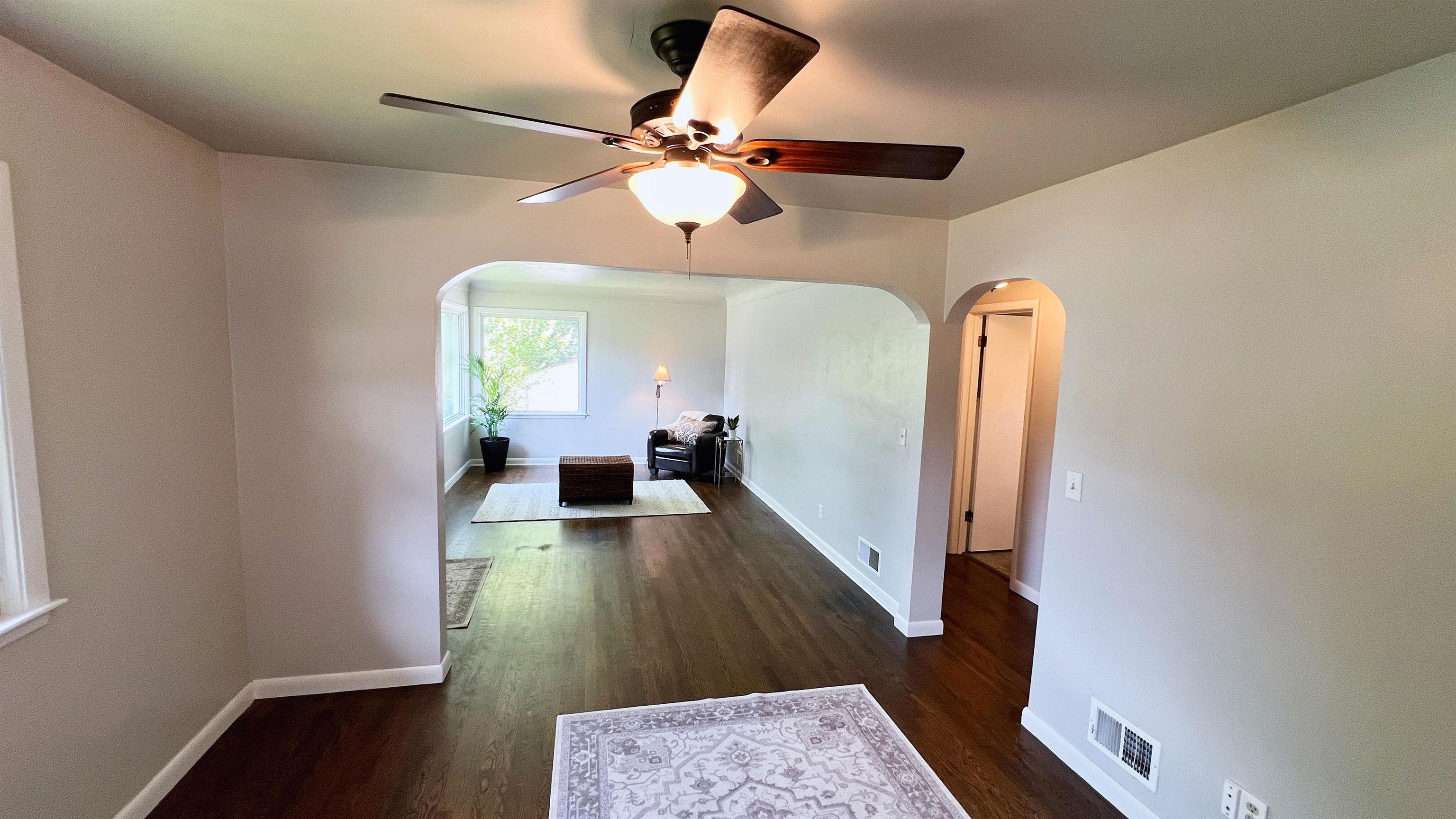 512 Edgar Avenue Property Photo 8