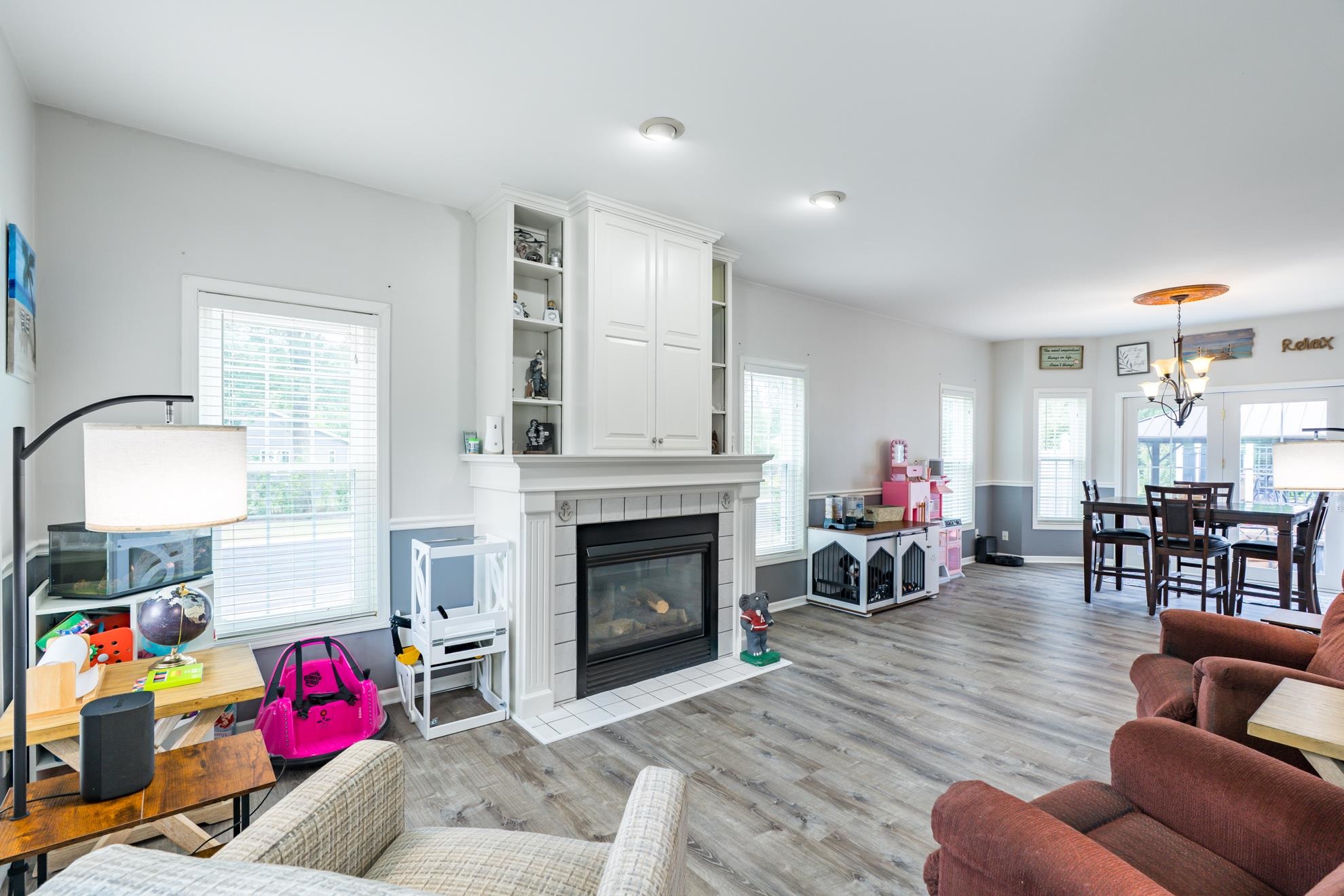 636 Oconto Road Property Photo 10