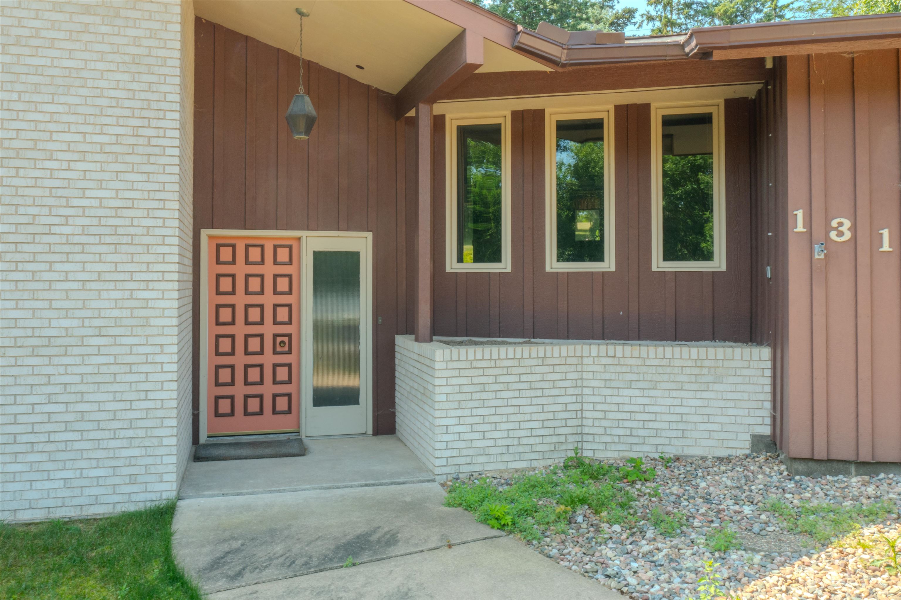 1311 Pine Street Property Photo 5