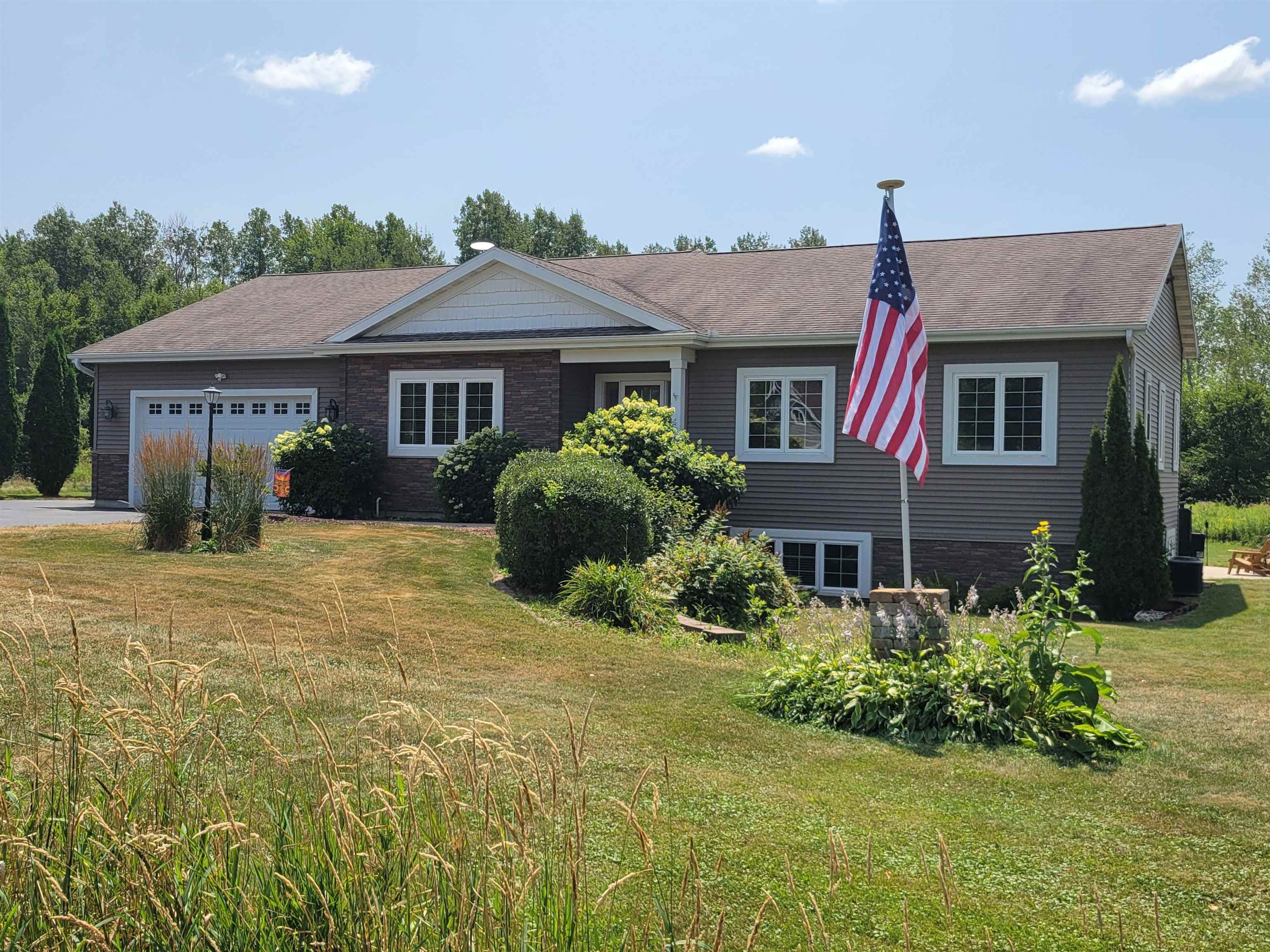 168711 Mountain Bay Road Property Photo 43