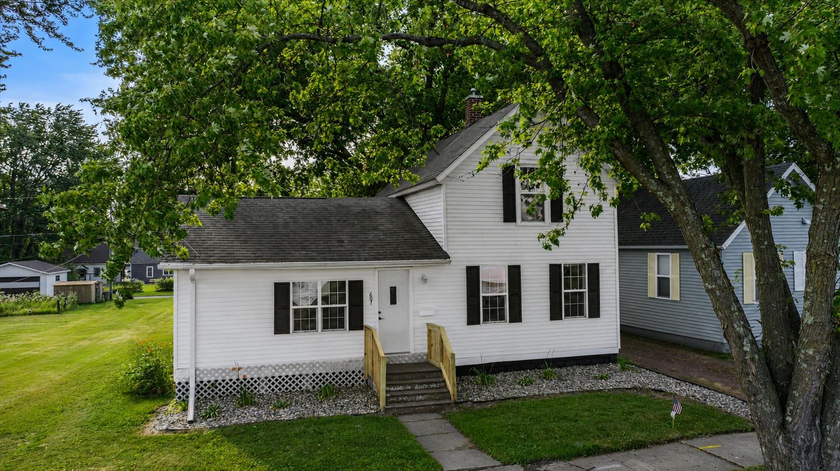 607 N Maple Avenue Property Photo 1