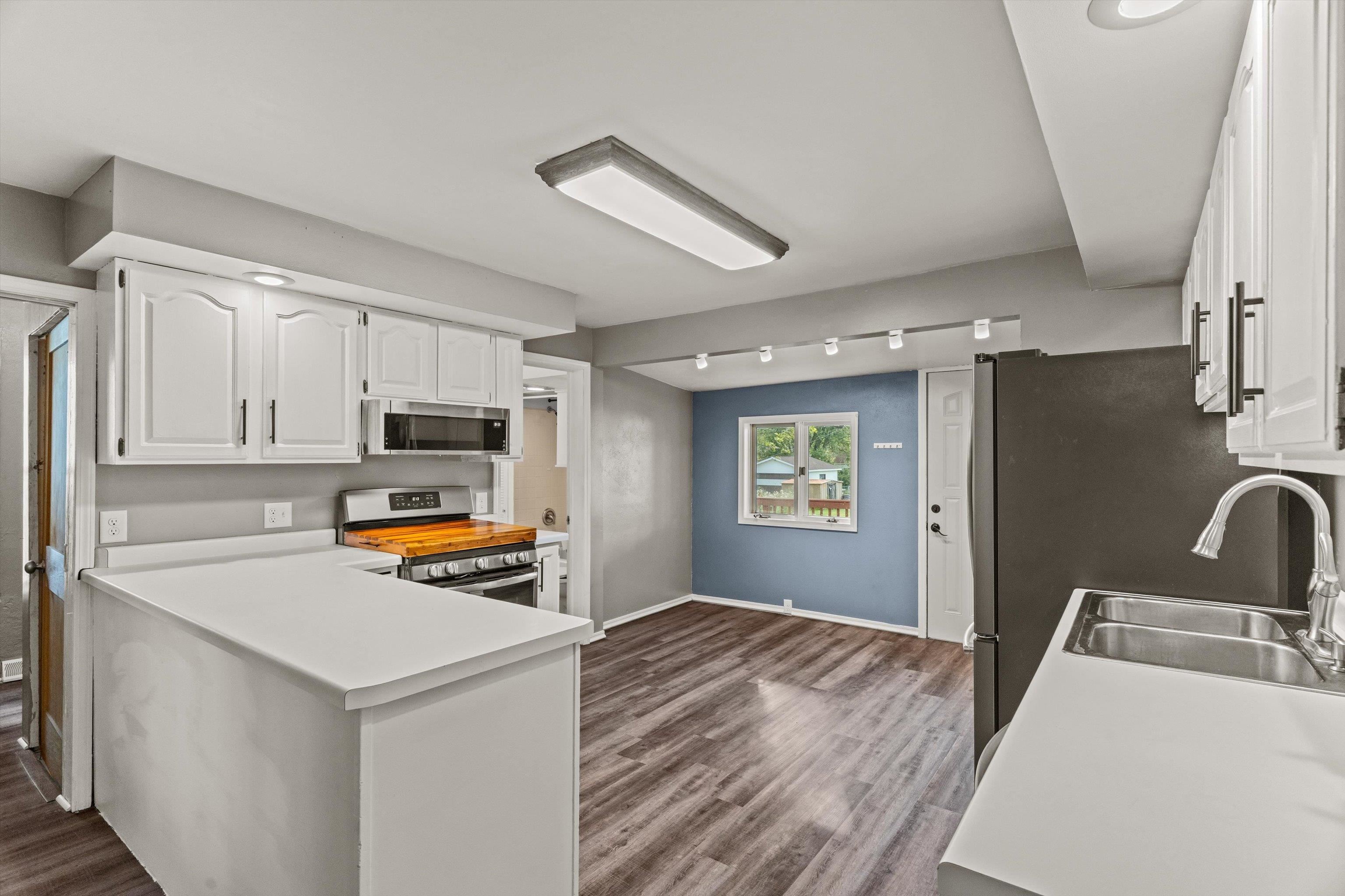 607 N Maple Avenue Property Photo 4