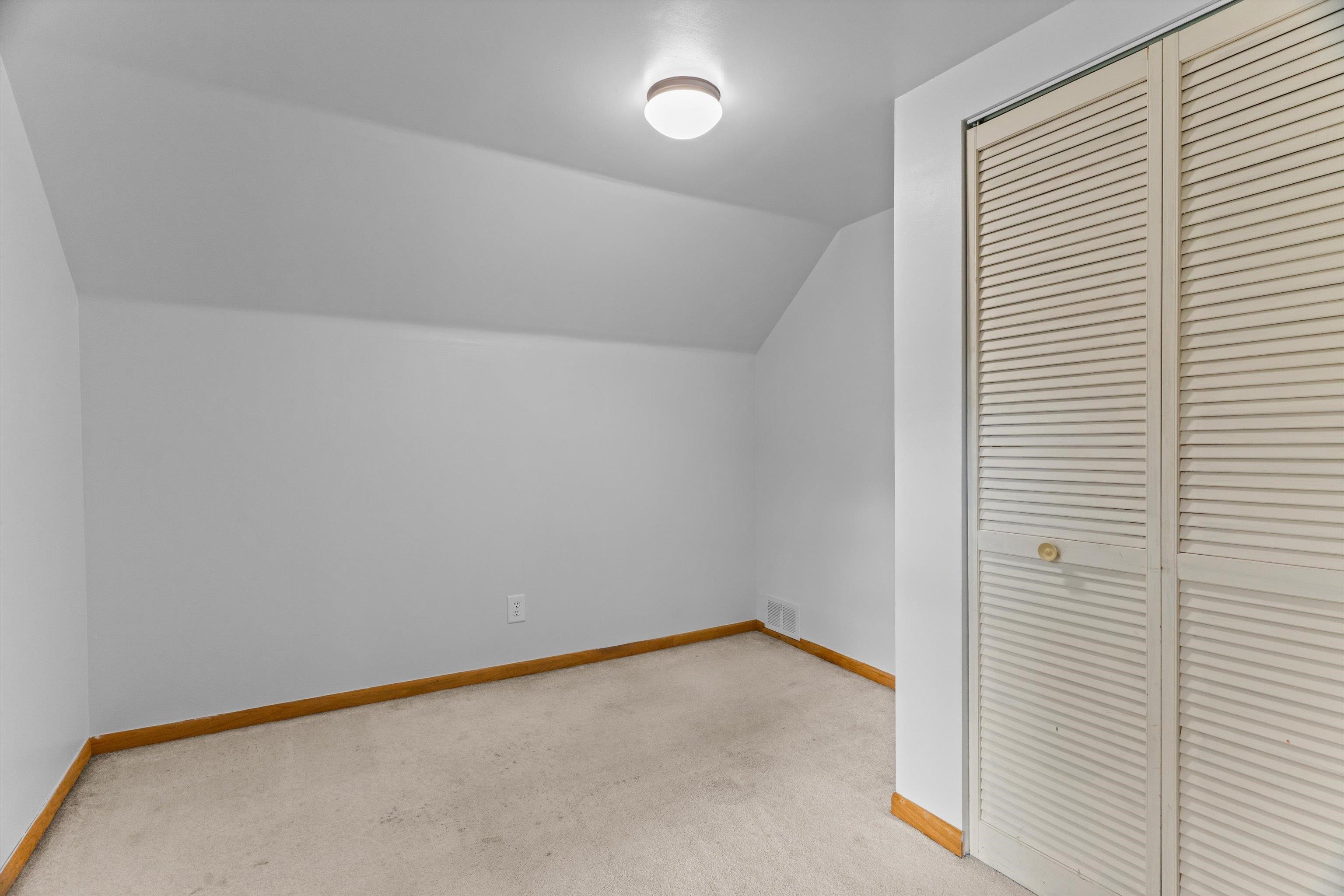 607 N Maple Avenue Property Photo 18