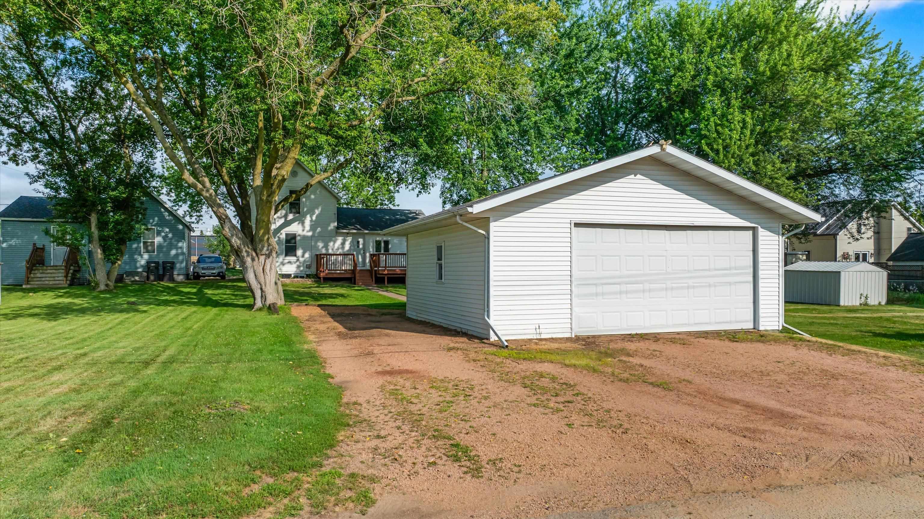 607 N Maple Avenue Property Photo 28