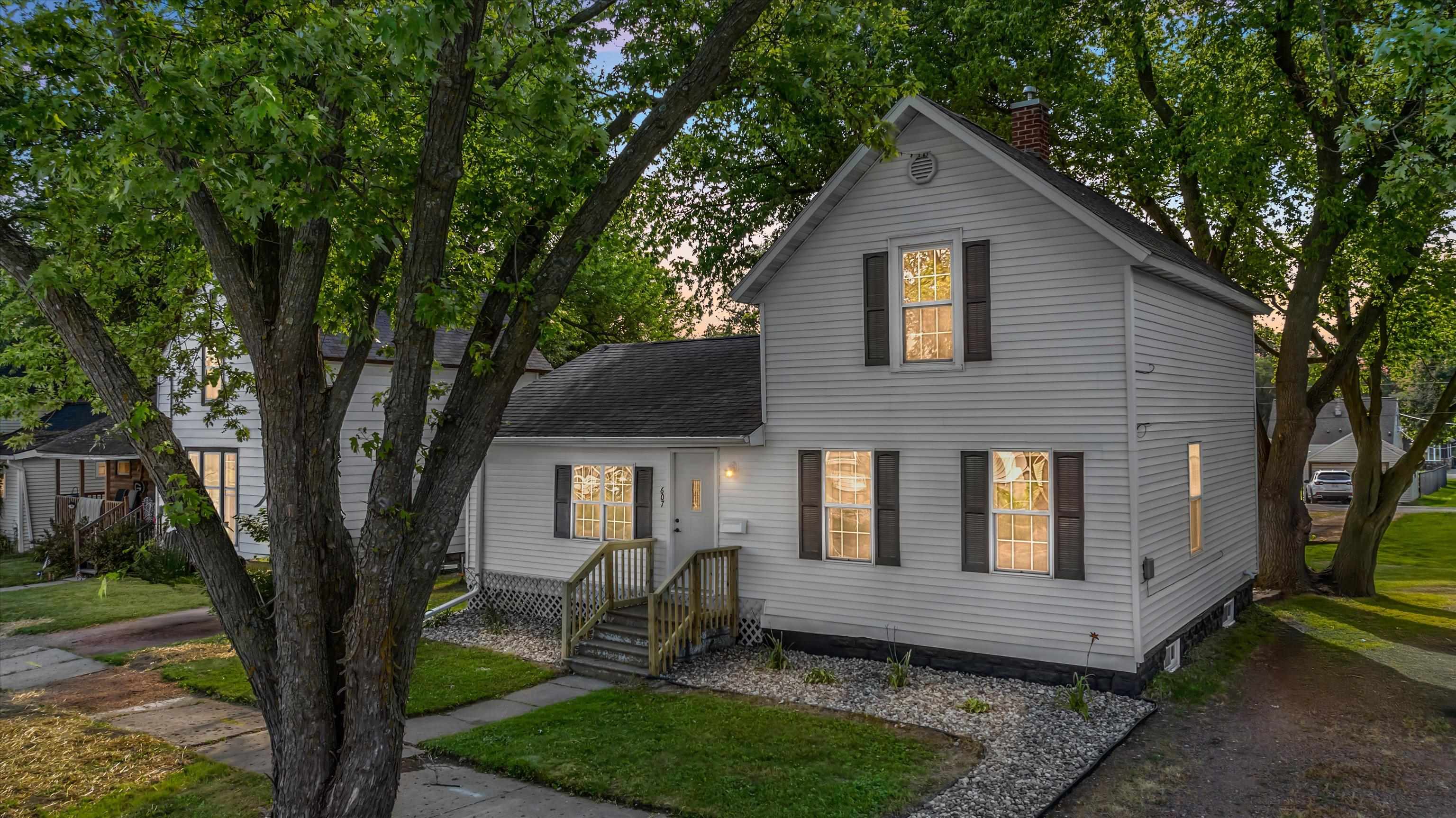 607 N Maple Avenue Property Photo 32
