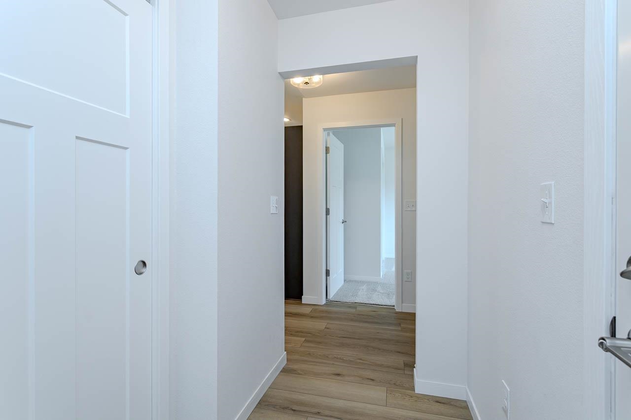 1392 Park Drive Property Photo 4