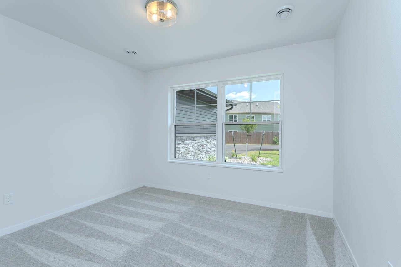 1392 Park Drive Property Photo 6
