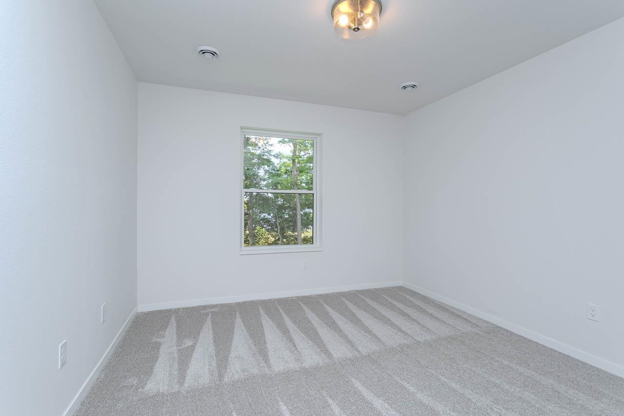 1392 Park Drive Property Photo 19