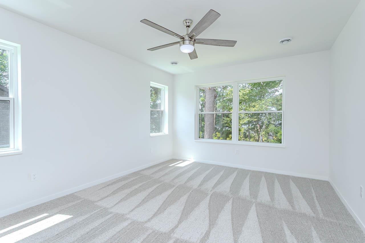 1392 Park Drive Property Photo 21