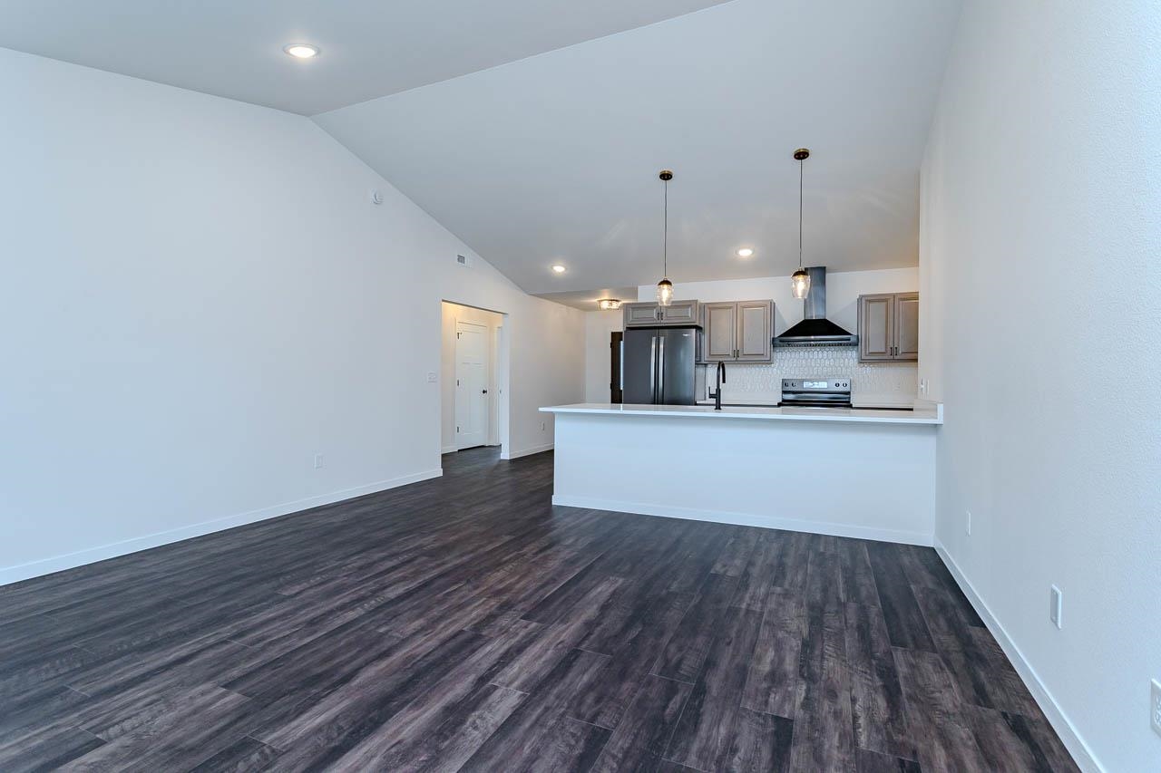 1390 Park Drive Property Photo 15