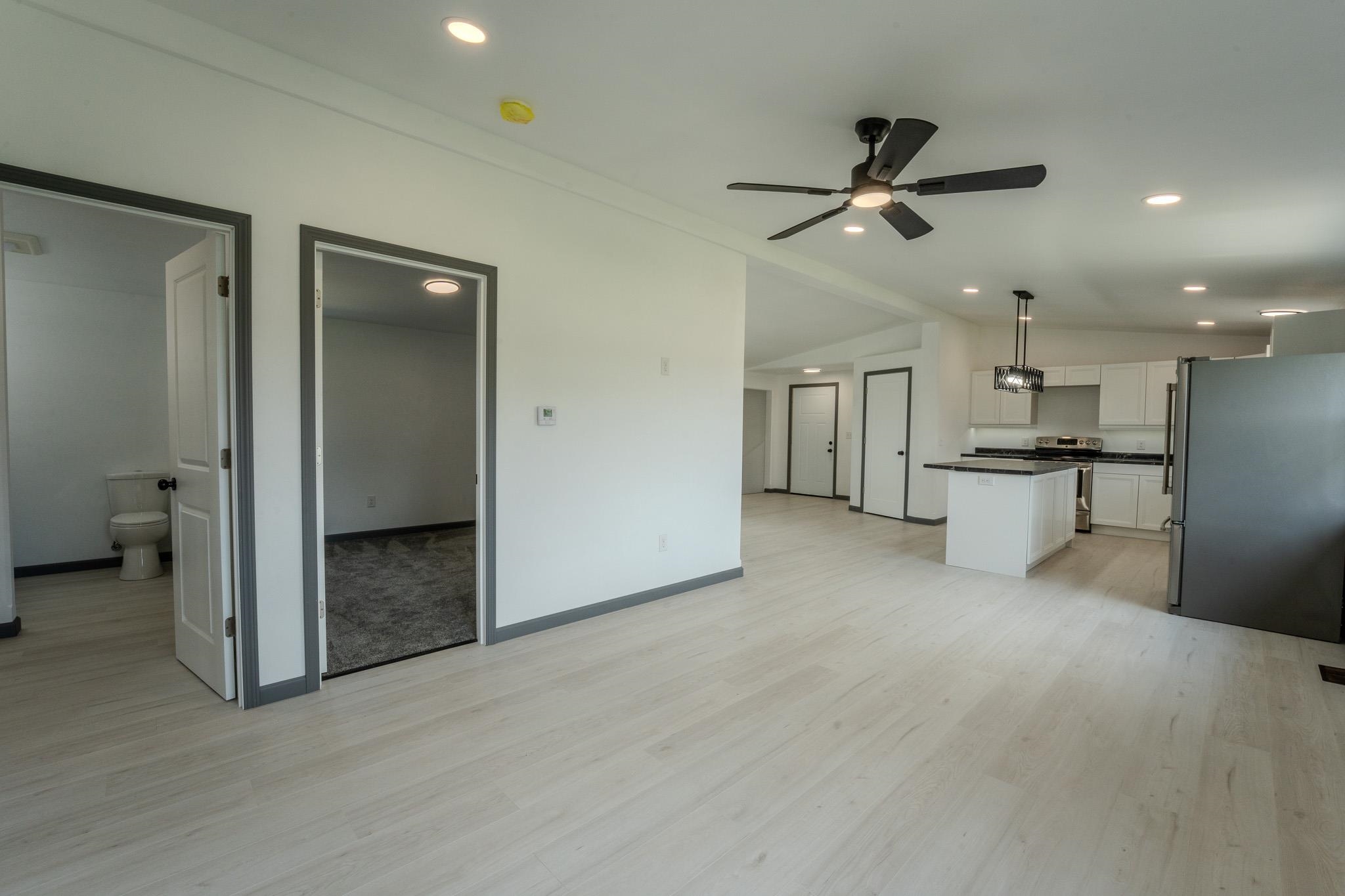604b Eugene Street Property Photo 16