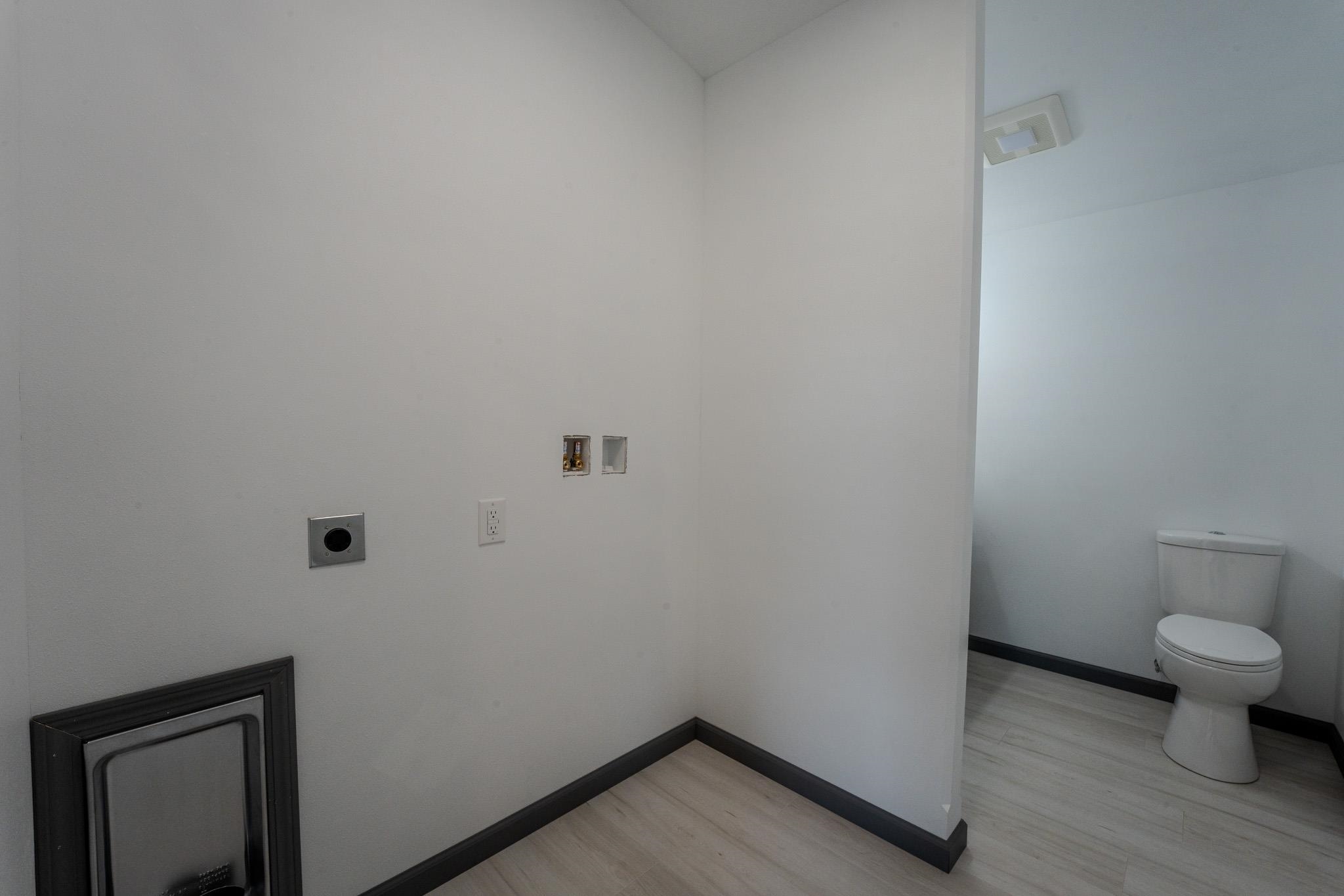 604b Eugene Street Property Photo 21