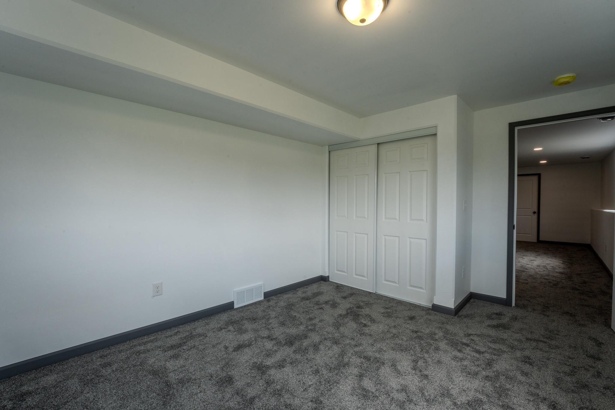 604b Eugene Street Property Photo 39