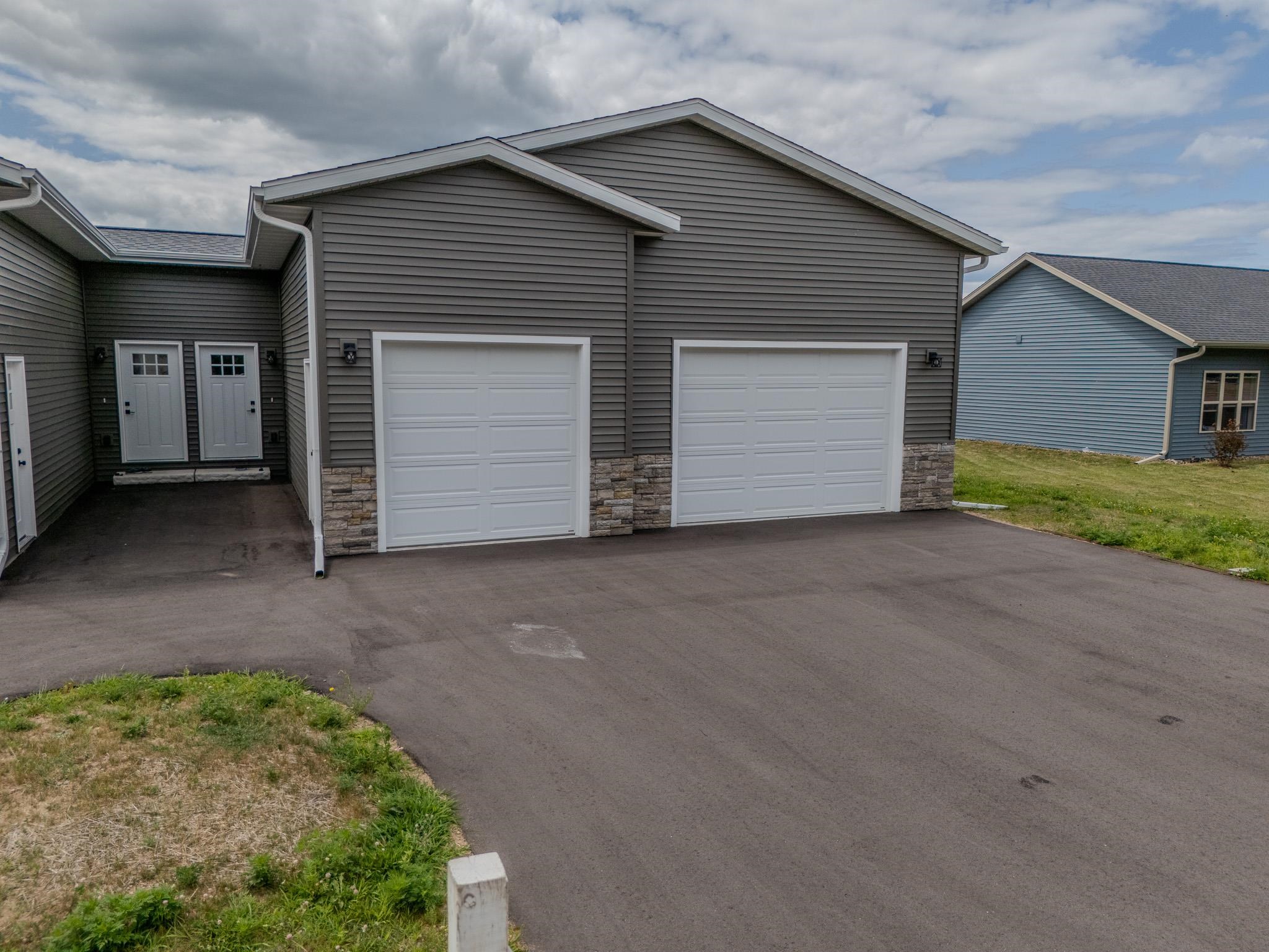 604a Eugene Street Property Photo 2