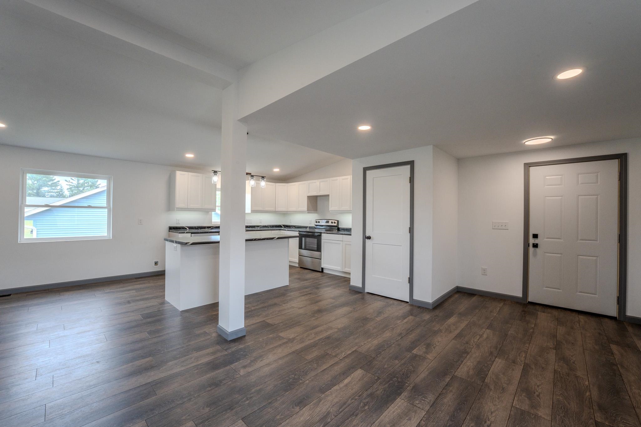 604a Eugene Street Property Photo 5