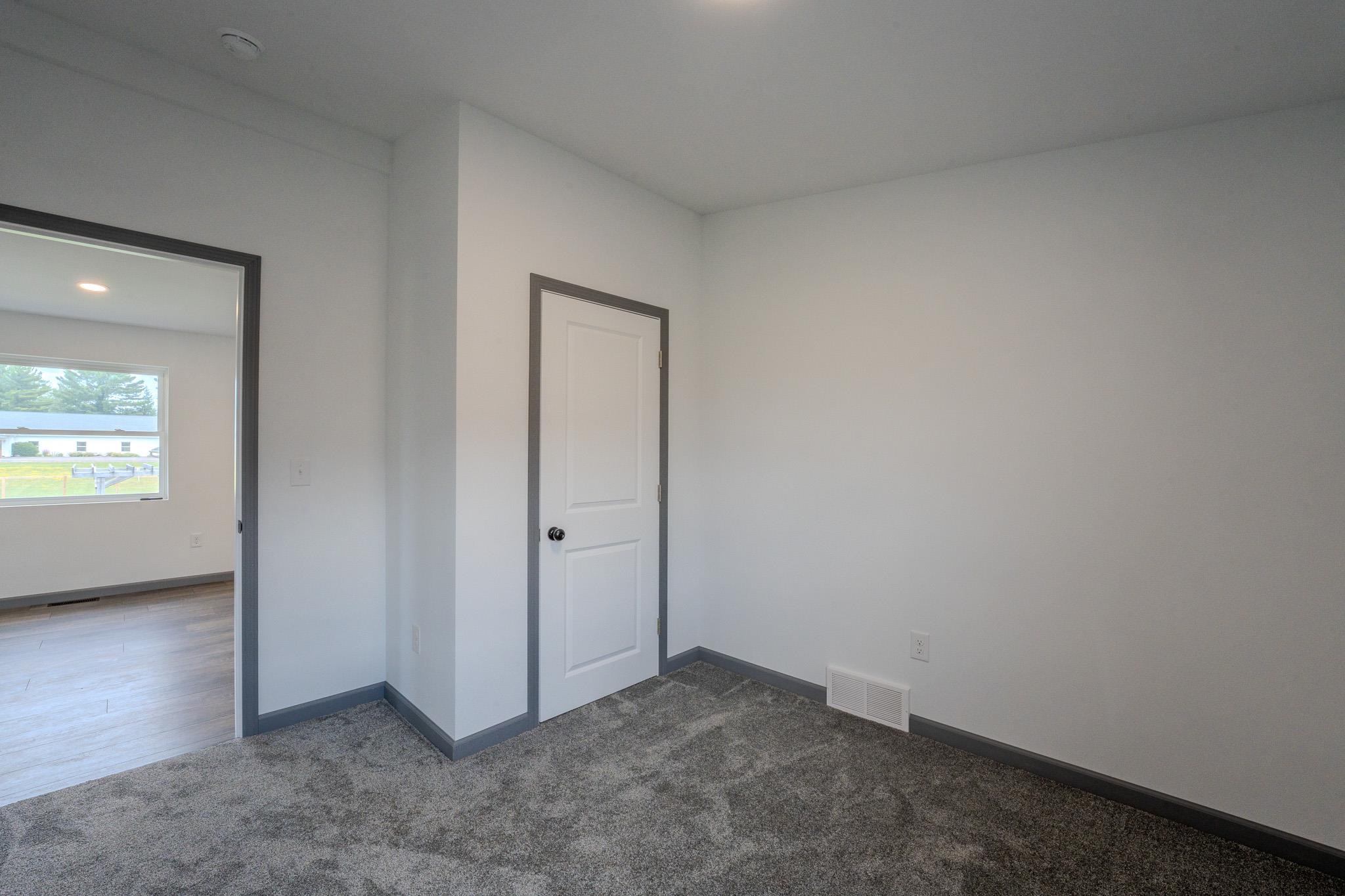 604a Eugene Street Property Photo 18