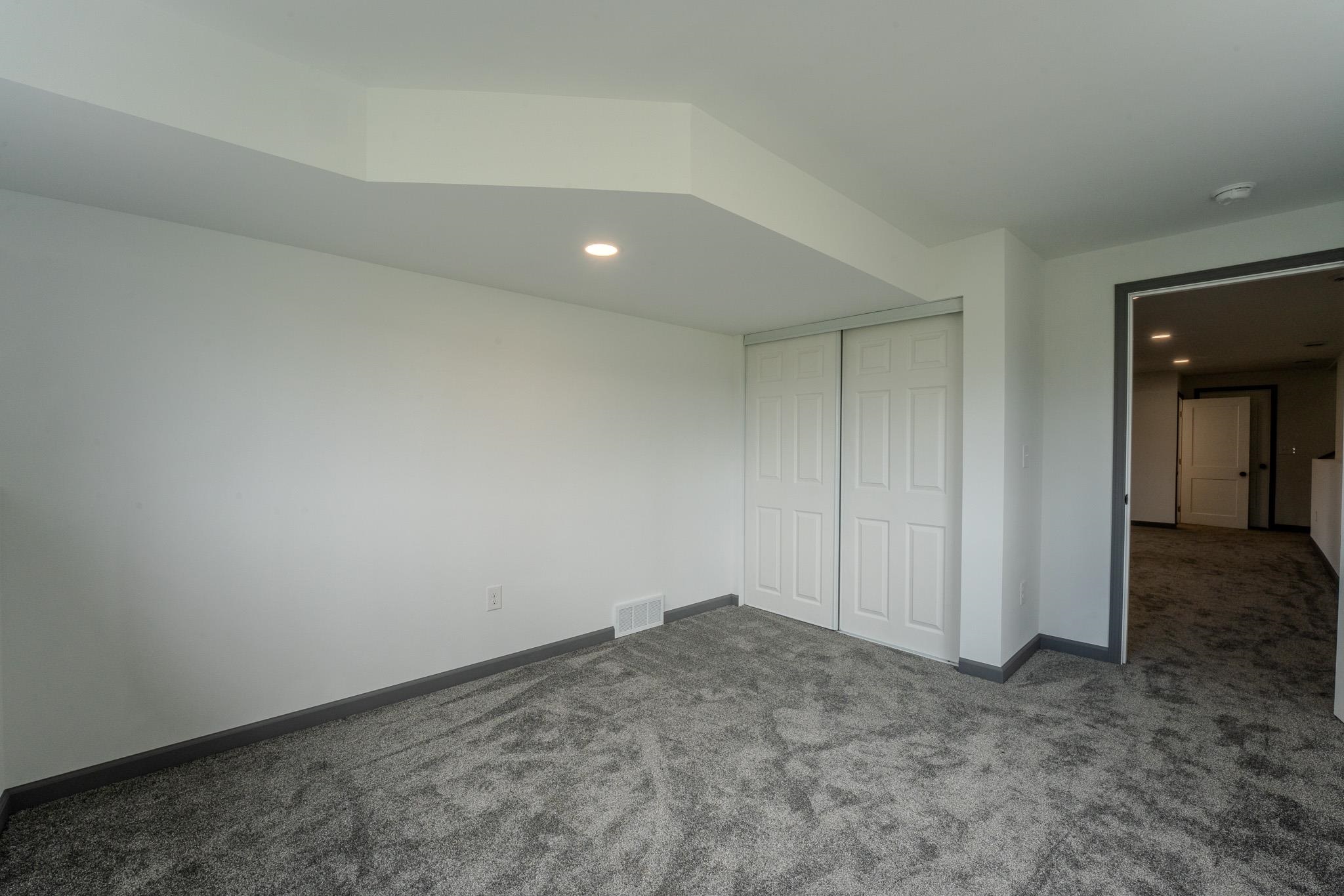 604a Eugene Street Property Photo 36