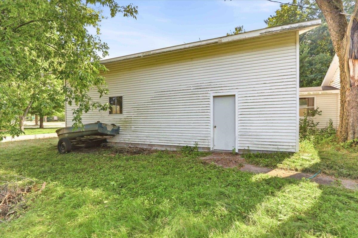 2871 3rd Avenue South Property Photo 5