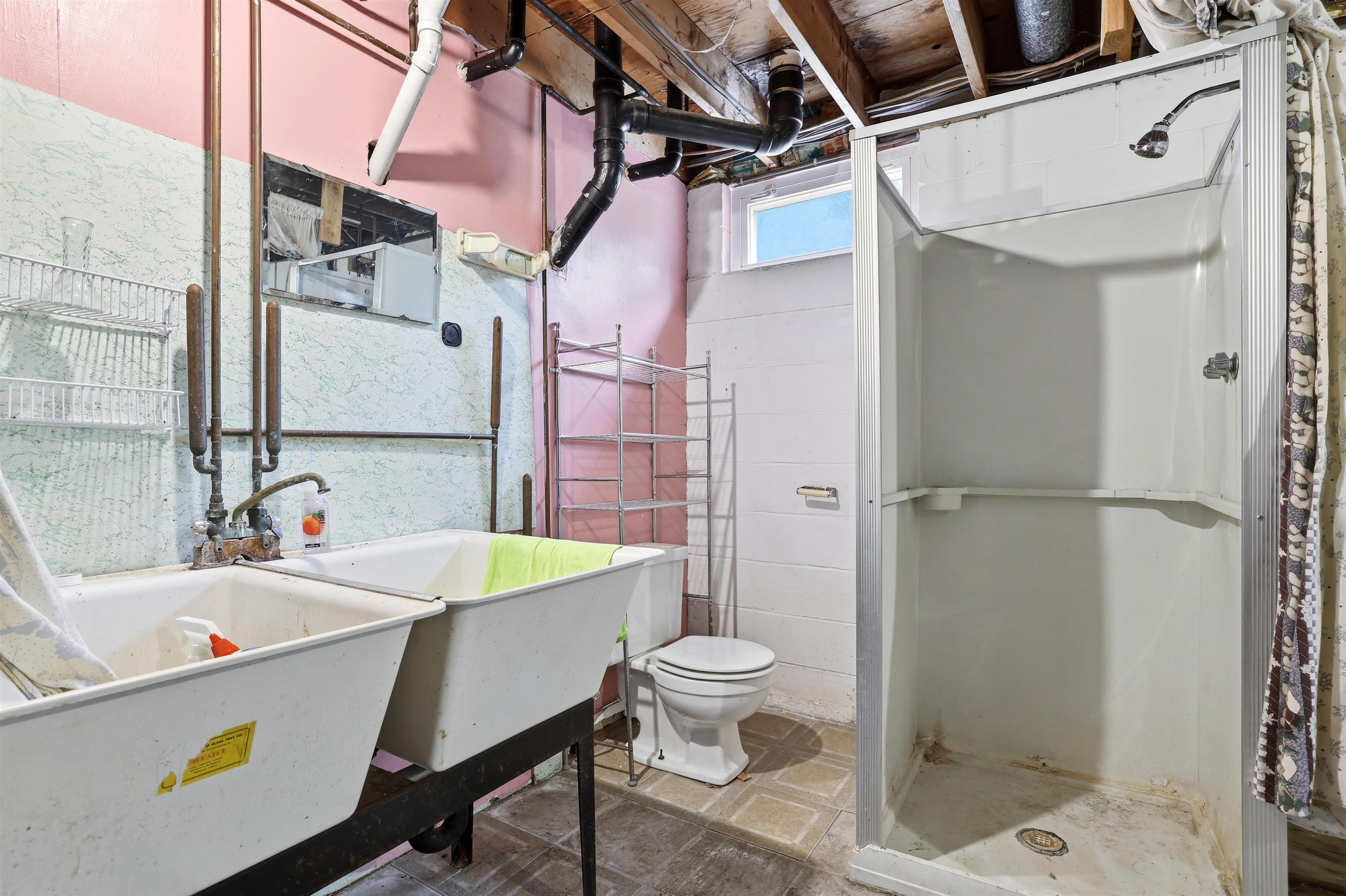 500 W Wilson Avenue Property Photo 36