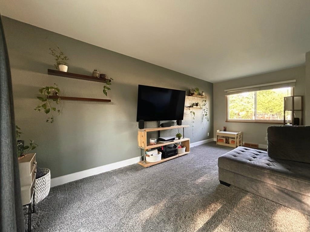 2916 Lindbergh Avenue Property Photo 6