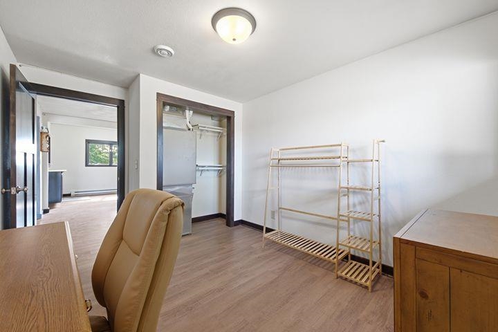 207263 Fairhaven Avenue Property Photo 15